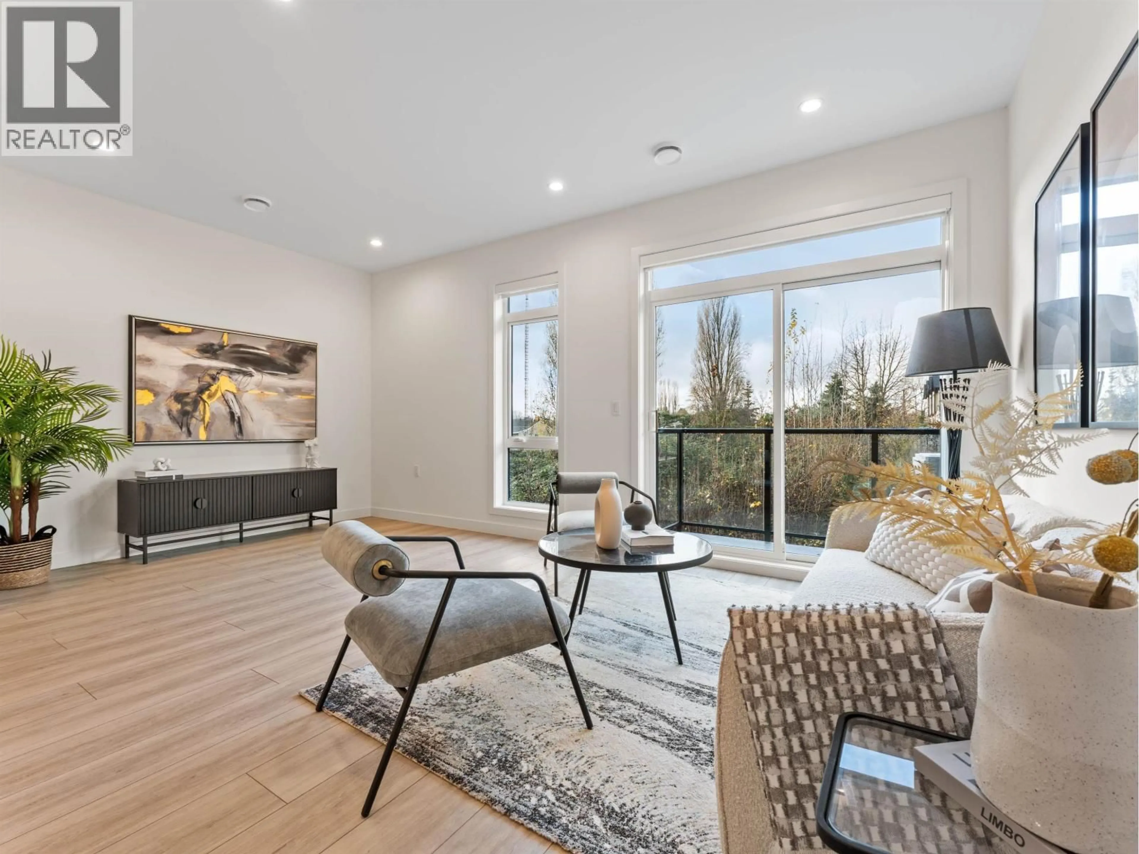 Living room with furniture, unknown for 21 - 4337 BOUNDARY ROAD, Richmond British Columbia V6V1S8