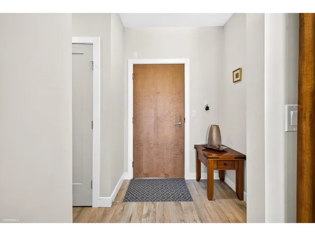 403 - 11501 84 AVENUE, Delta 5