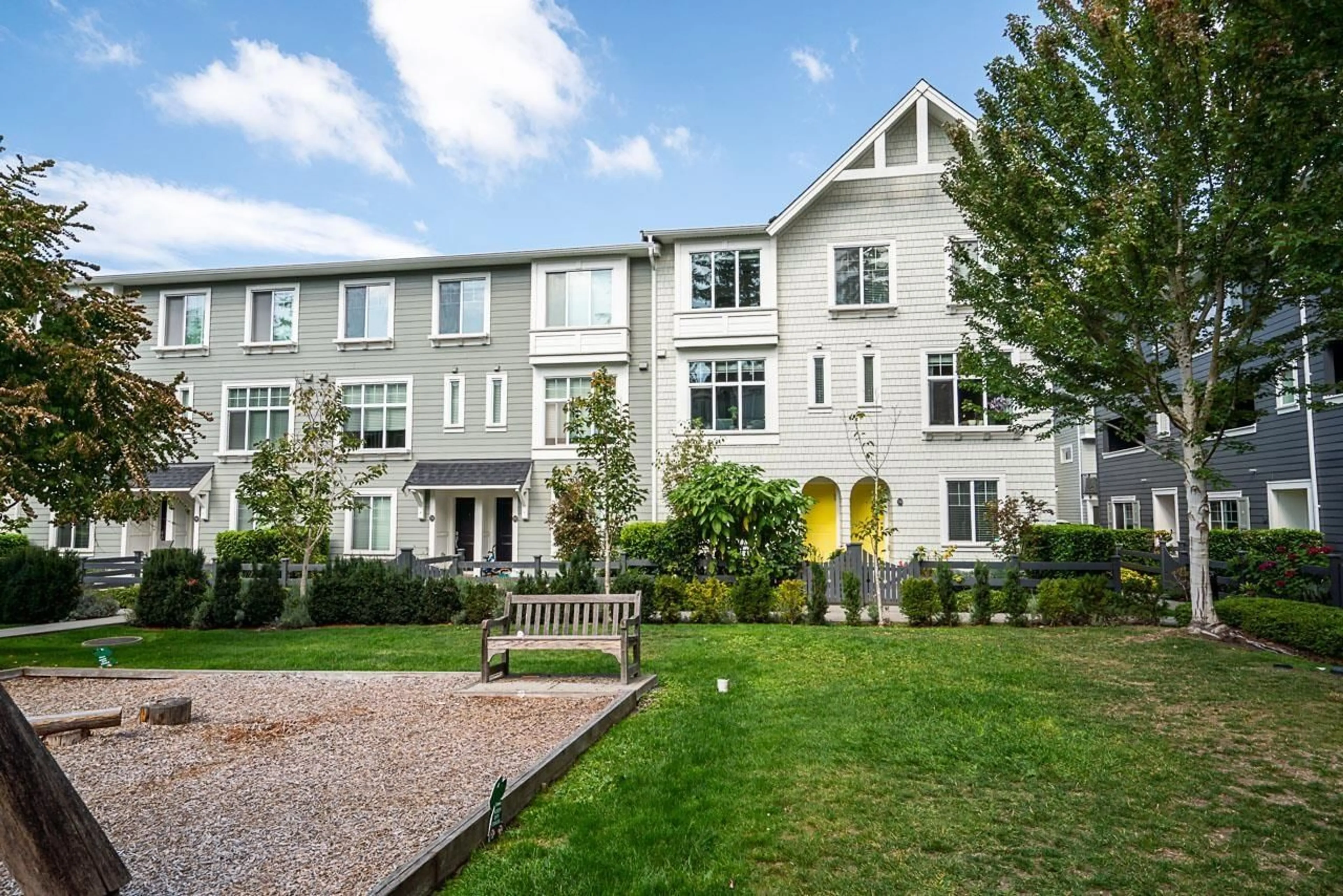 Unknown for 73 - 16678 25 AVENUE, Surrey British Columbia V3Z0Z2