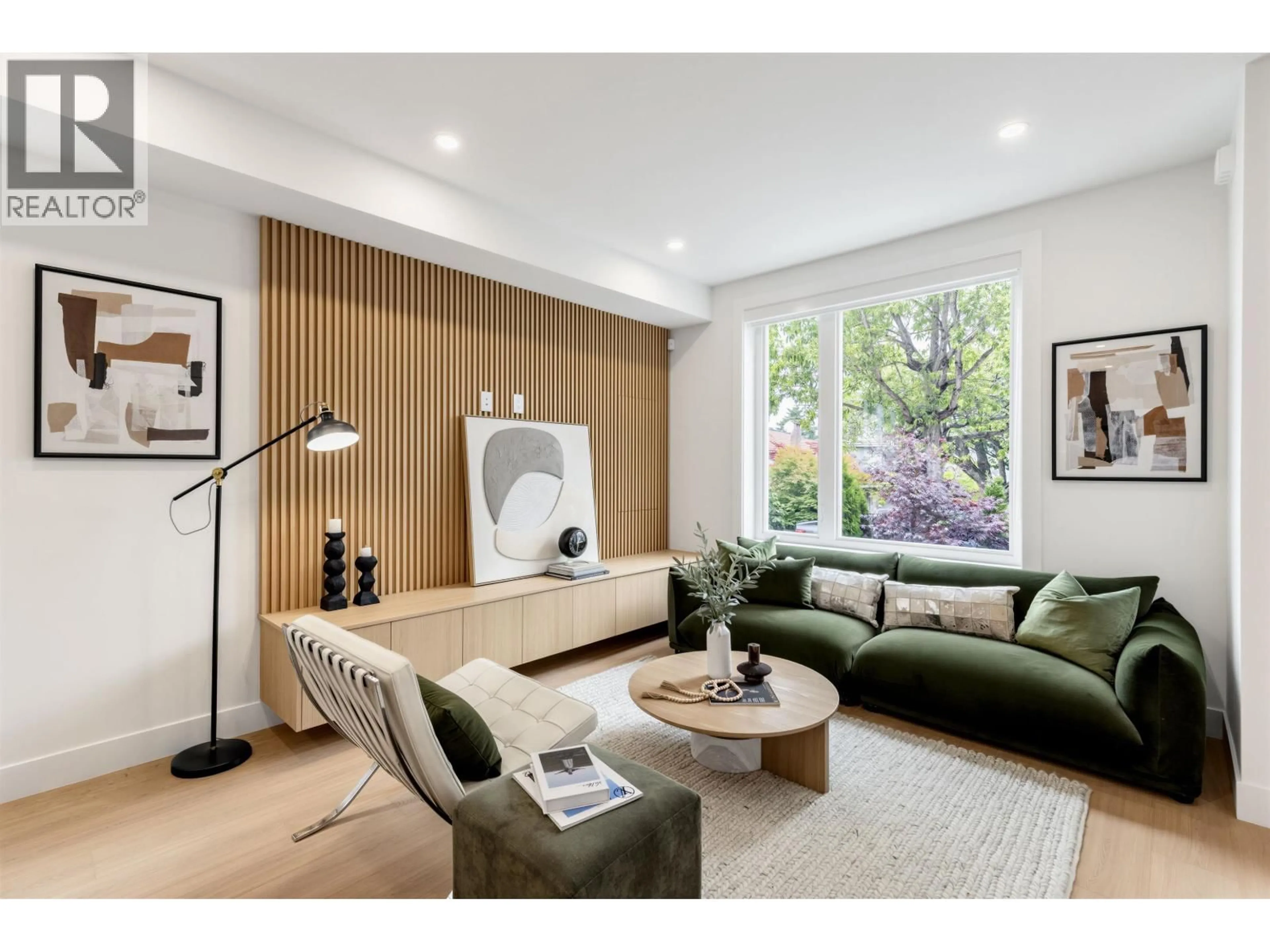 Living room with furniture, unknown for 2 - 3268 18 AVENUE, Vancouver British Columbia V5M2R7