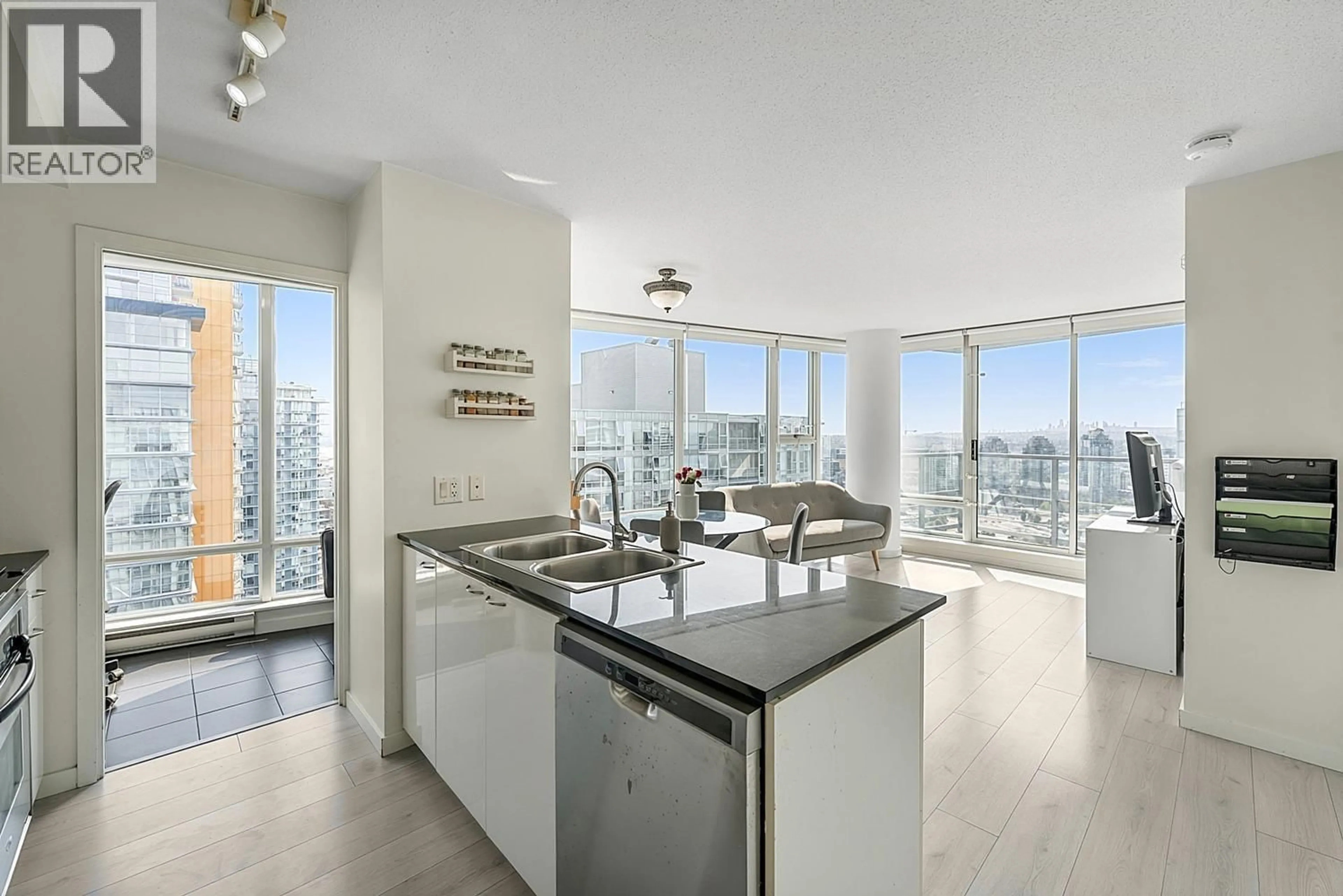 Open concept kitchen, unknown for 3008 - 668 CITADEL PARADE, Vancouver British Columbia V6B1W6