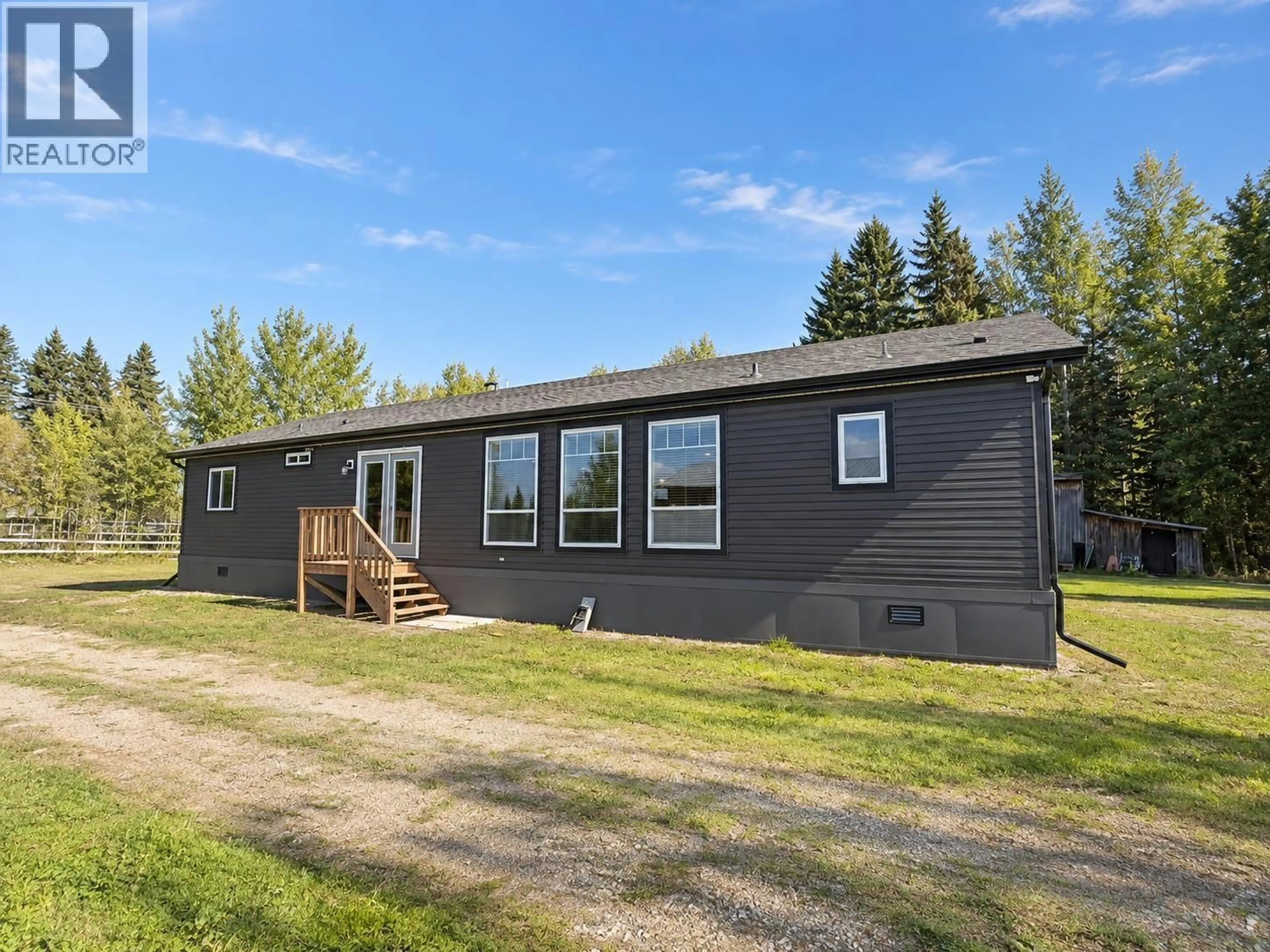 Home with vinyl exterior material, building for 4795 DAMMS ROAD, Prince George British Columbia V2N5X8