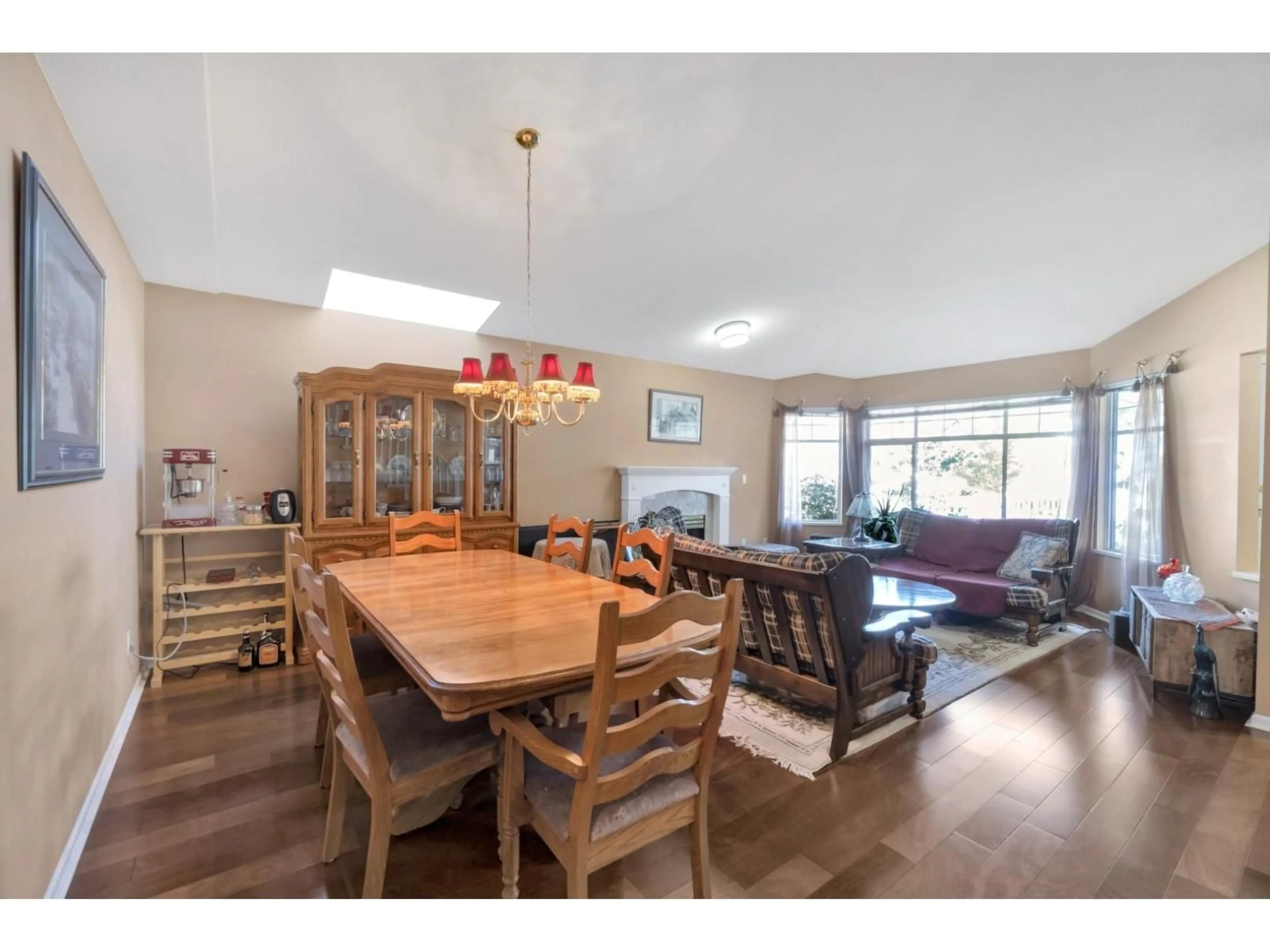 Dining room, wood/laminate floor for 79 - 9208 208 STREET, Langley British Columbia V1M2M9