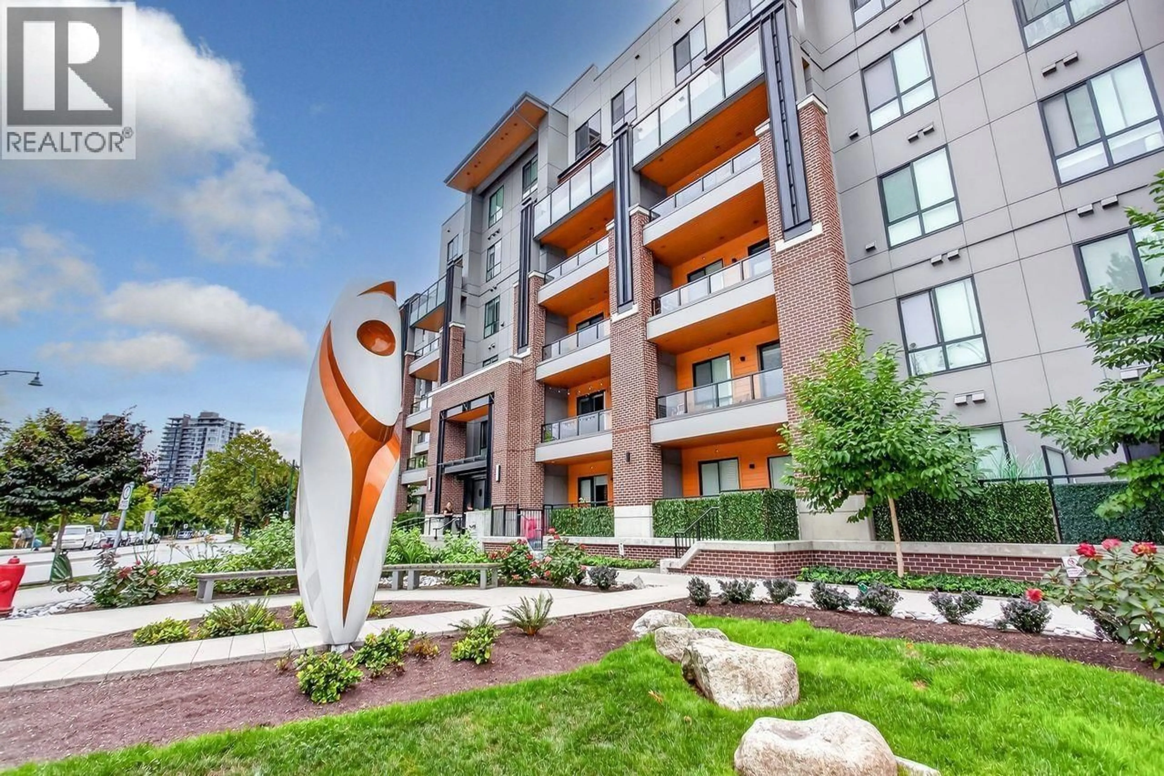 Patio, building for 413 - 55 KLAHANIE DRIVE, Port Moody British Columbia V3H0M9