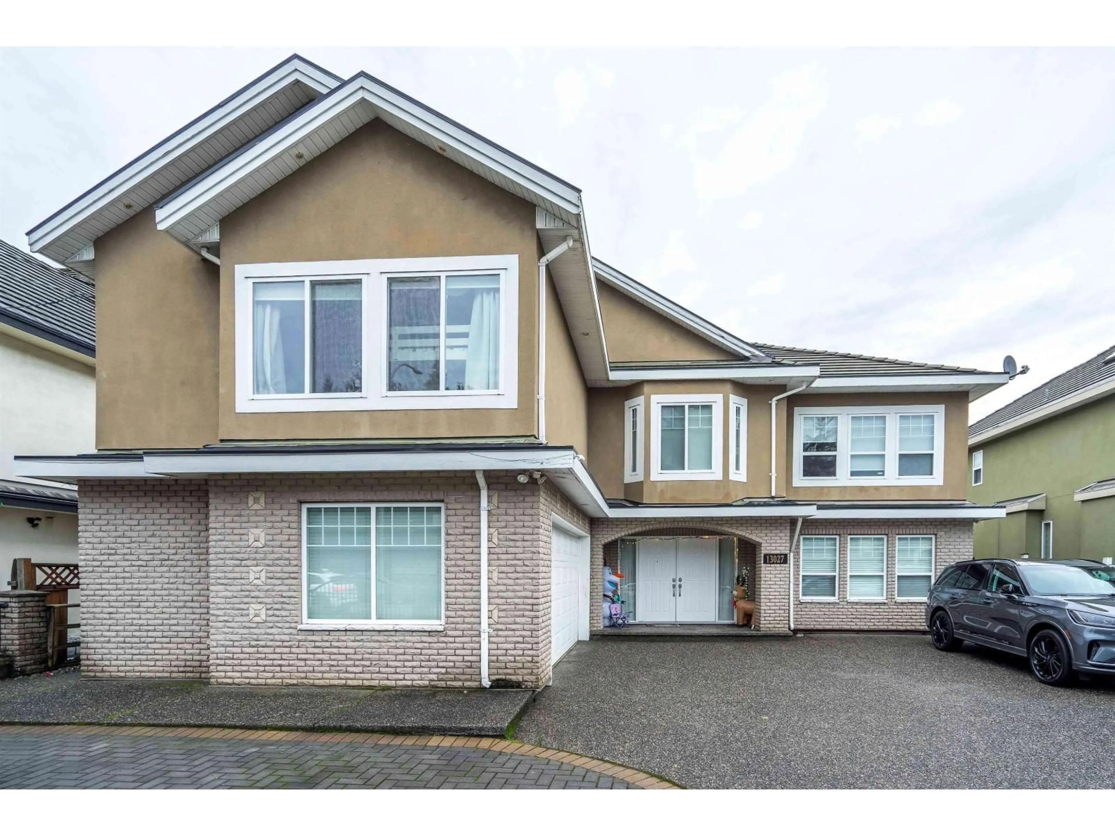 Unknown for 13027 68 AVENUE, Surrey British Columbia V3W2E5