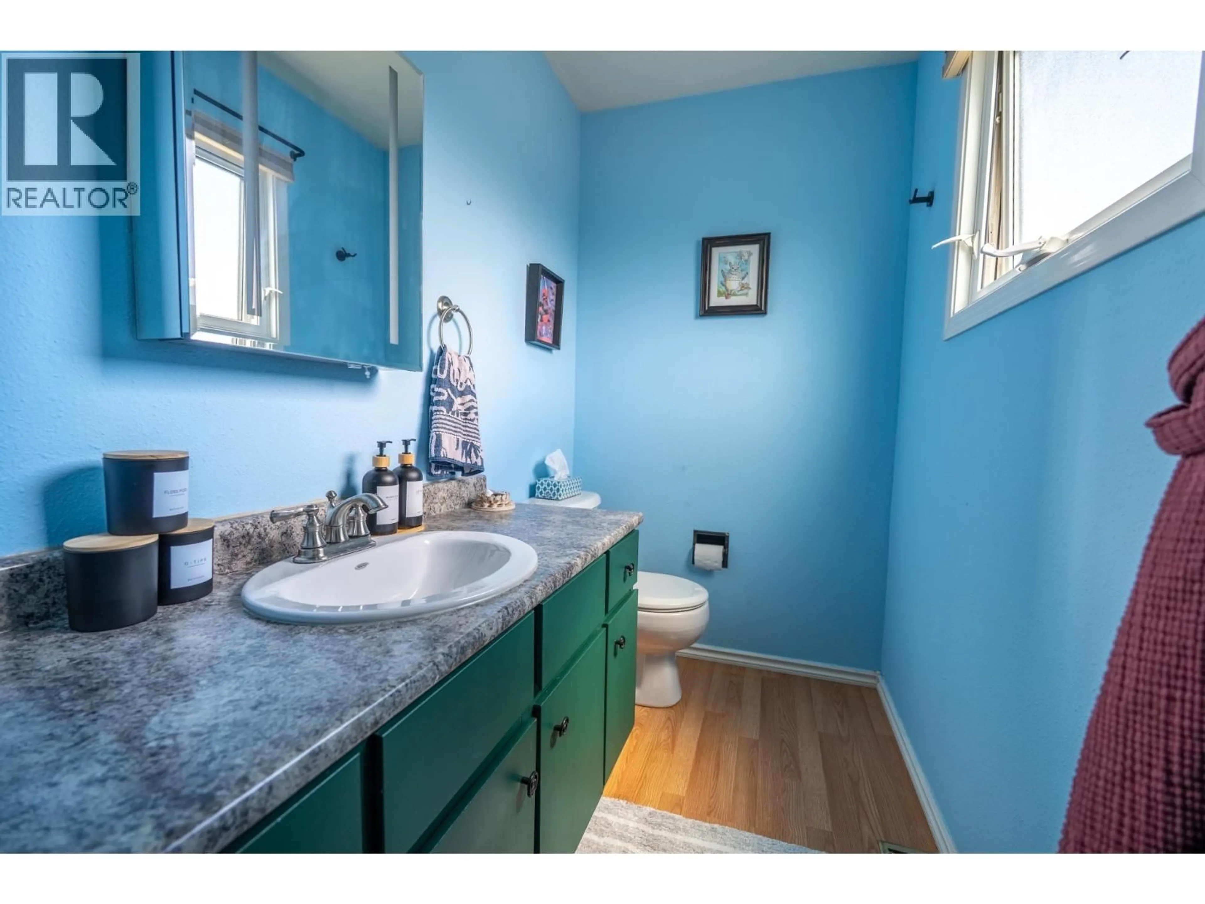 Standard bathroom, ceramic/tile floor for 3644 HESSE PLACE, Prince George British Columbia V2N4J9