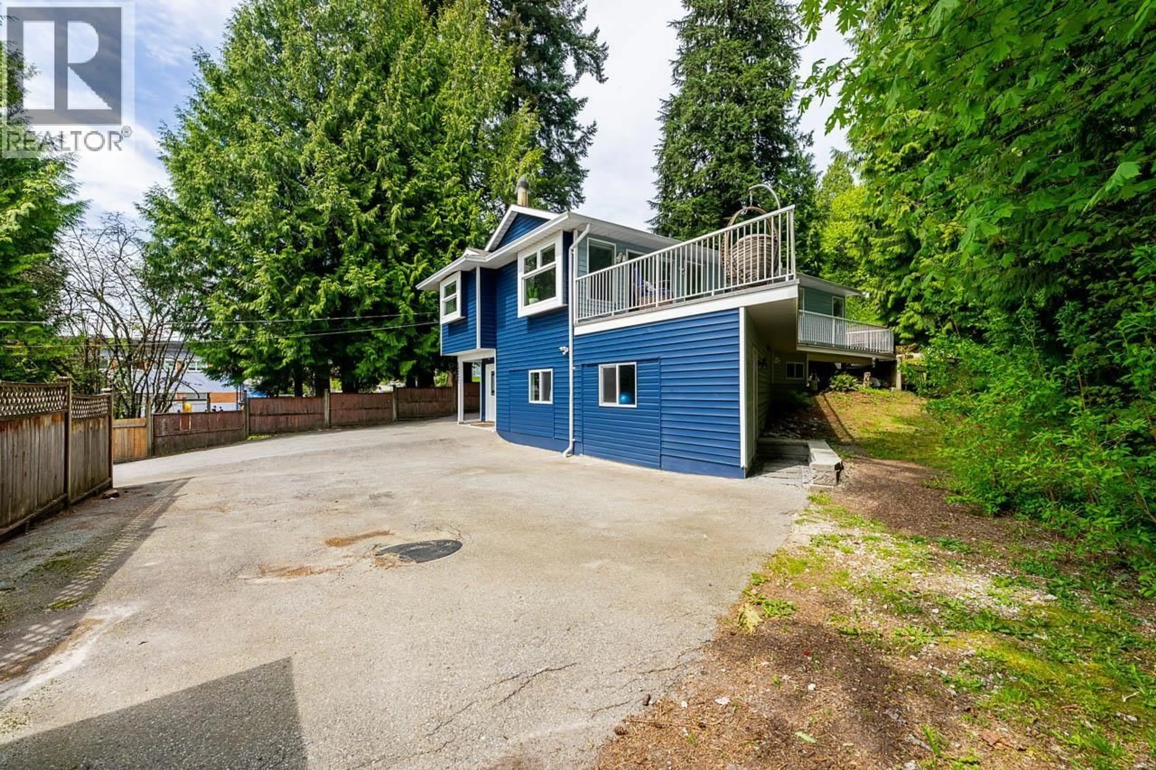 A pic from outside/outdoor area/front of a property/back of a property/a pic from drone, street for 1221 ROCHESTER AVENUE, Coquitlam British Columbia V3K2X3