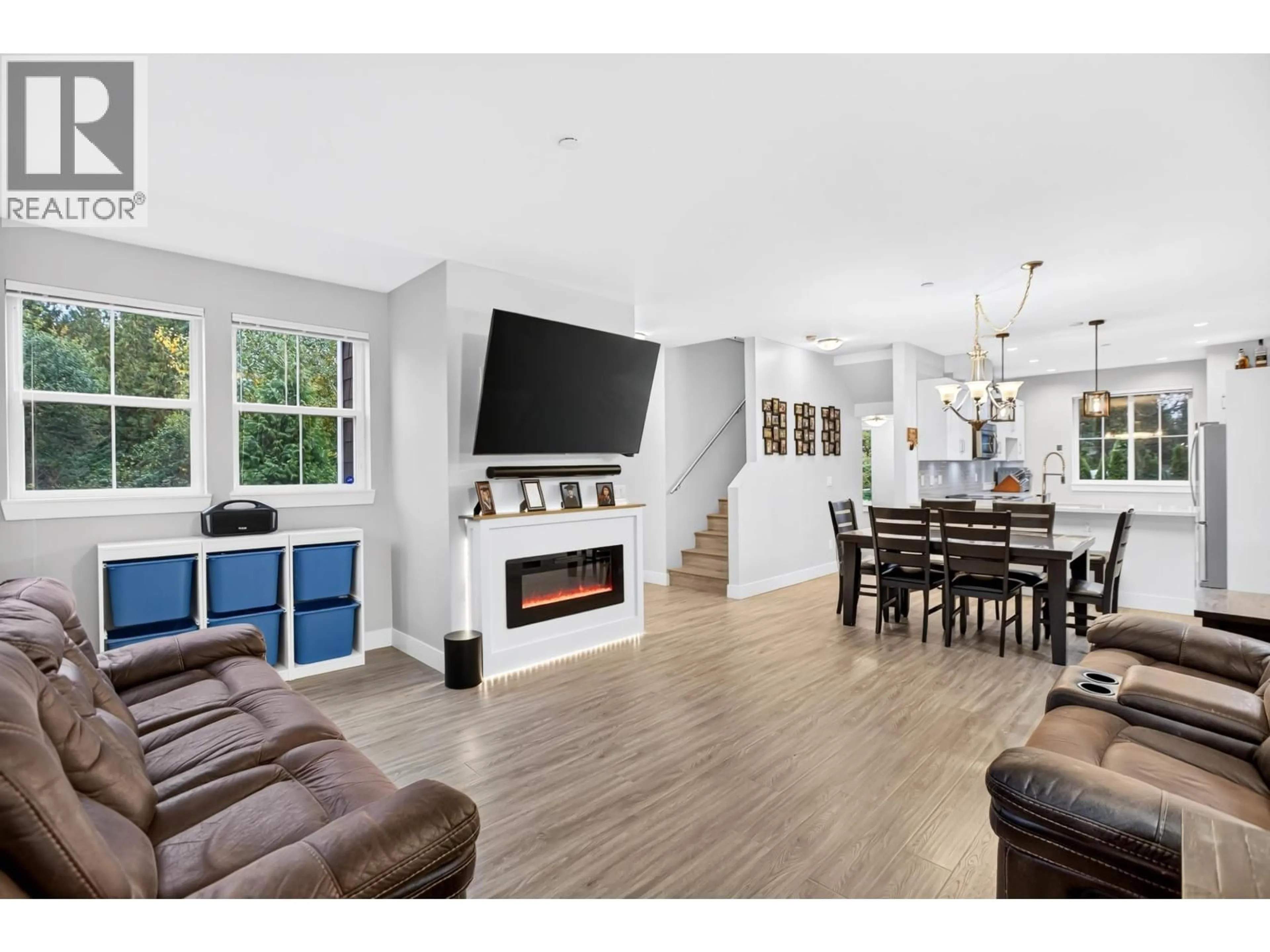 Open concept kitchen, unknown for 16 - 9989 240A STREET, Maple Ridge British Columbia V2W1Z9