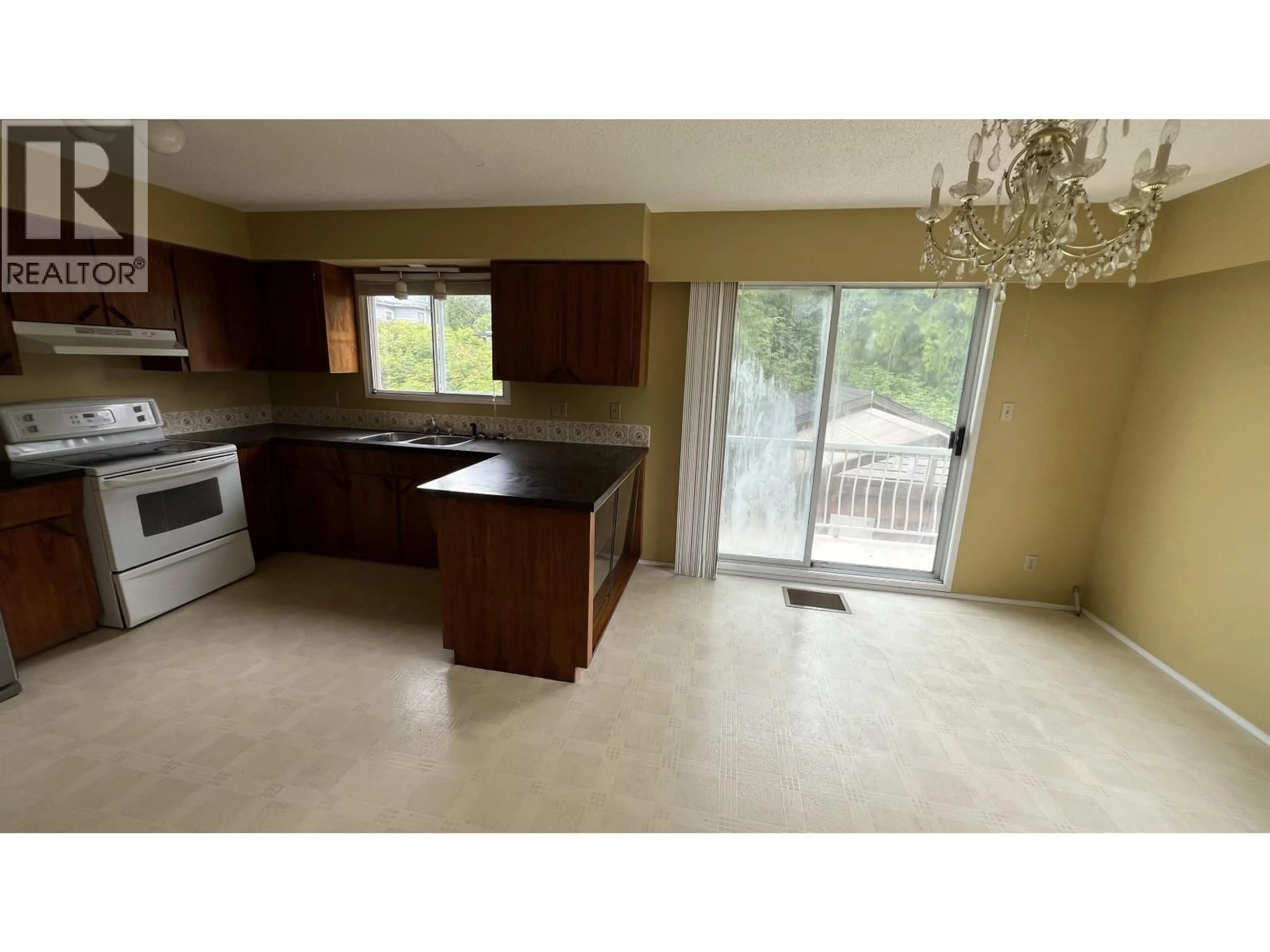 Open concept kitchen, unknown for 1000 AMBROSE AVENUE, Prince Rupert British Columbia V8J2C6