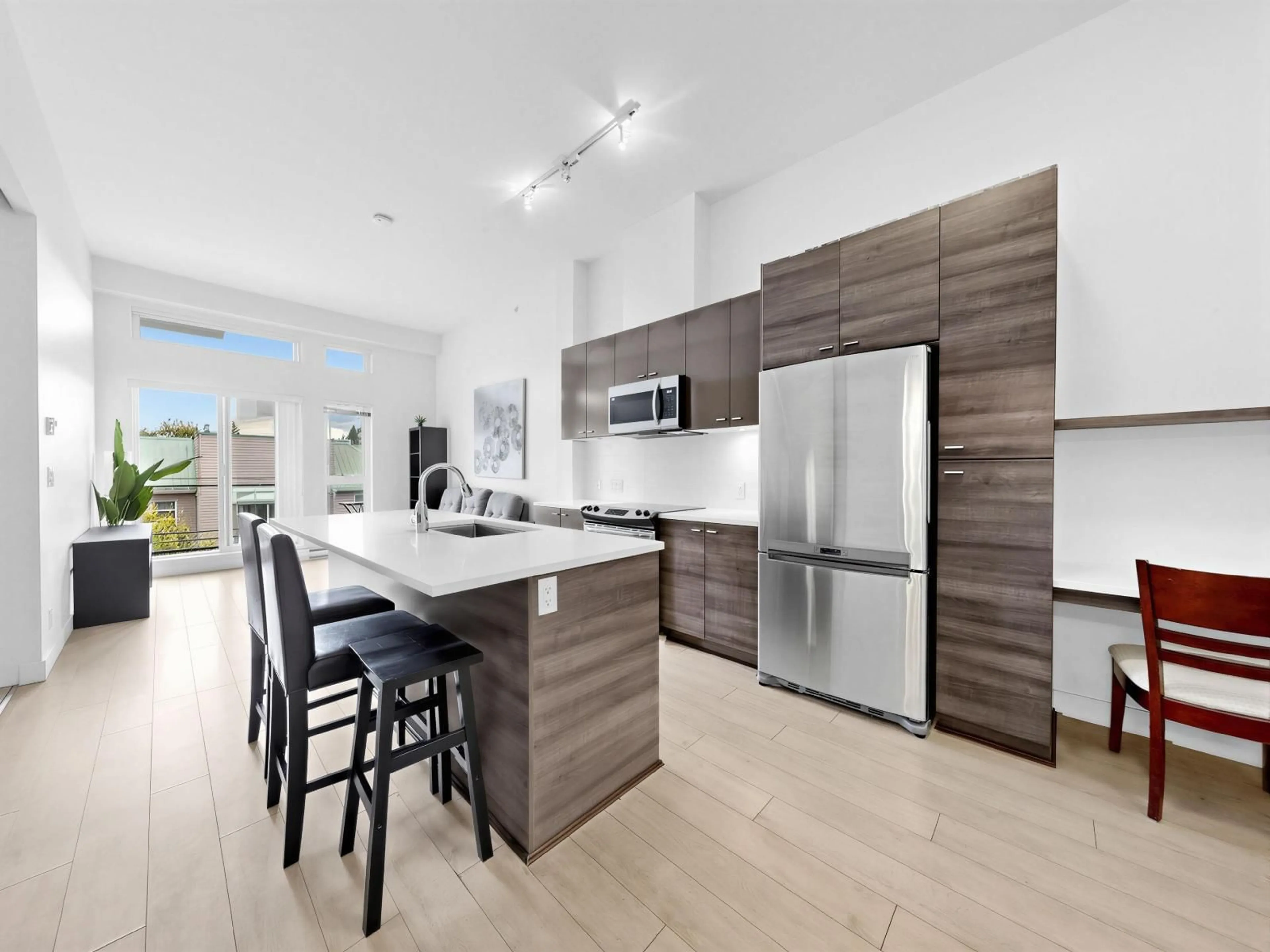 Open concept kitchen, unknown for 408 - 13931 FRASER HIGHWAY, Surrey British Columbia V3T4E6