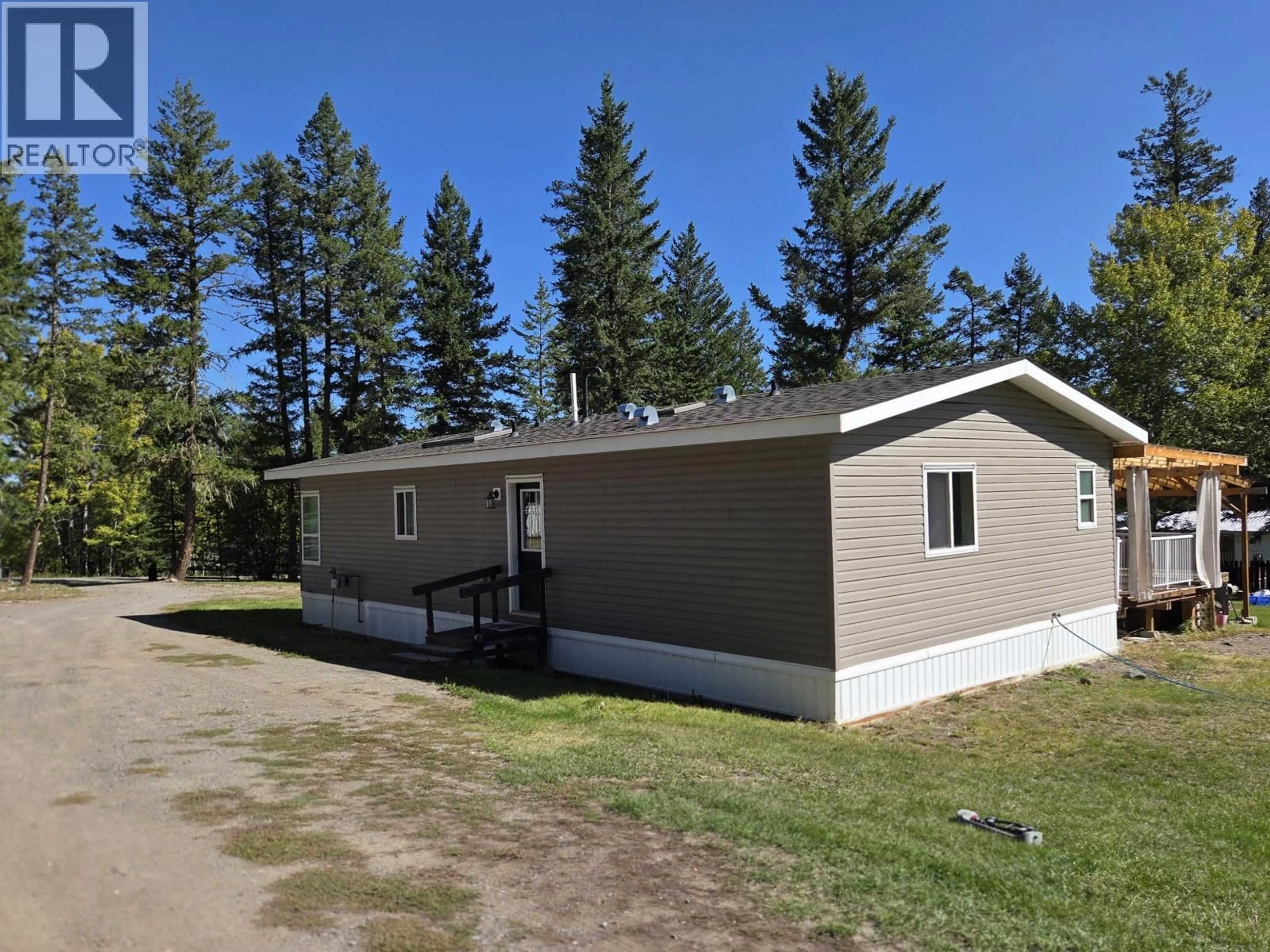 Home with vinyl exterior material, unknown for 2071 MCPHERSON WYND, Williams Lake British Columbia V2G4V7