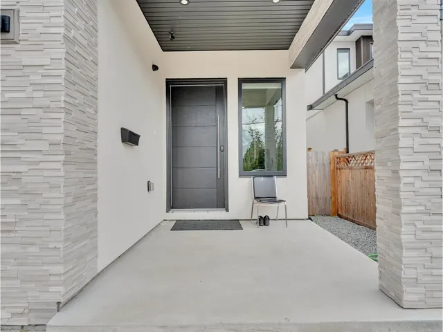 11553 75A AVENUE, Delta 3
