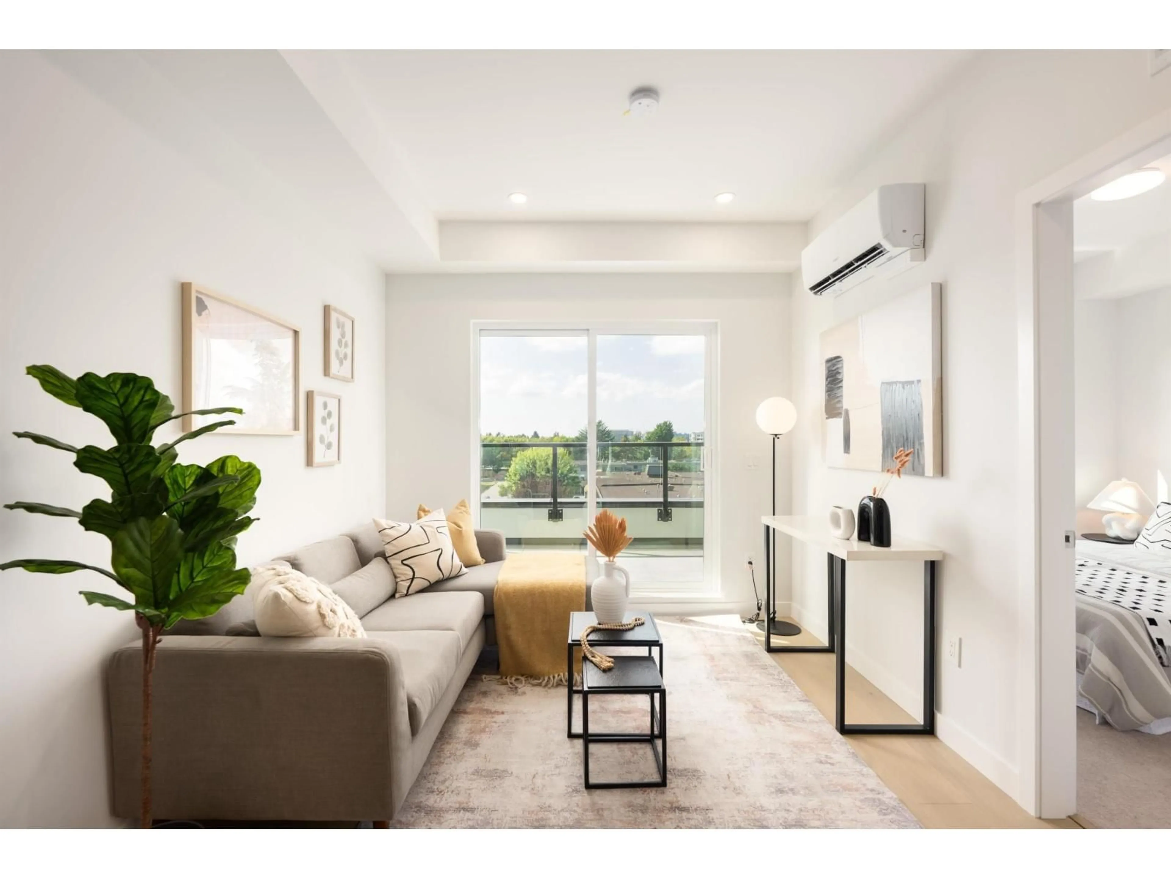 Living room with furniture, unknown for 511 - 5398 207 STREET, Langley British Columbia V3A2G1