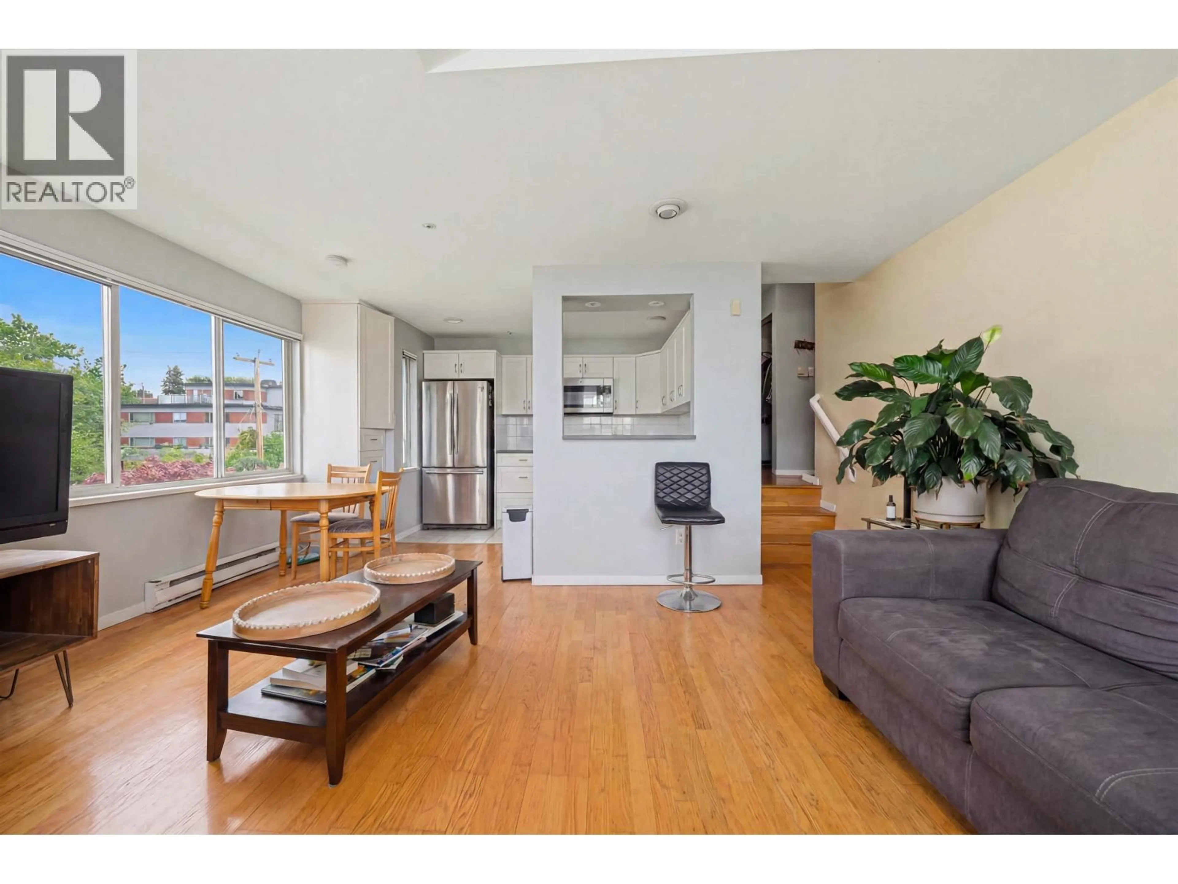 Living room with furniture, unknown for 408 - 2211 WALL STREET, Vancouver British Columbia V6L1G4