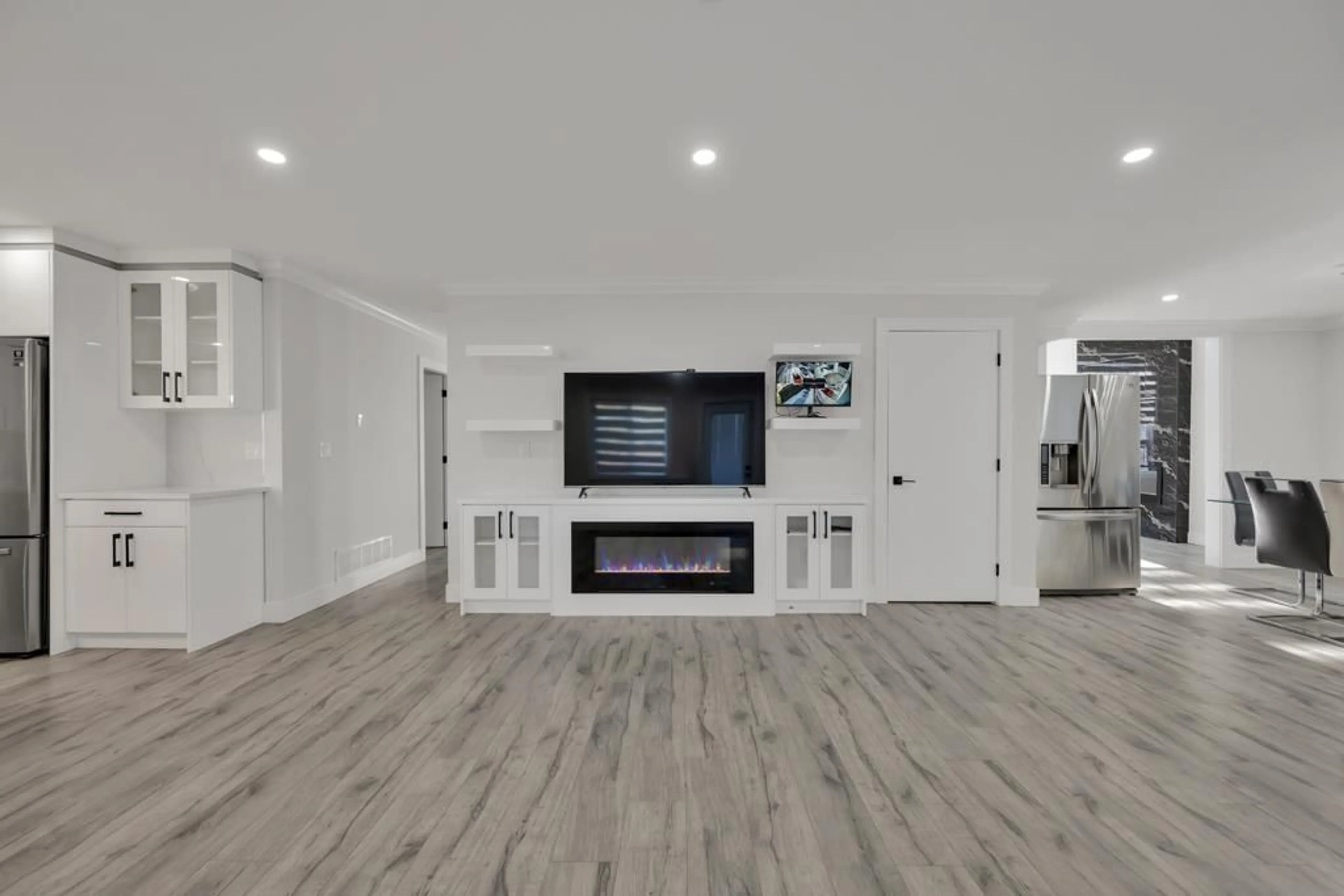 Home theater for 3272 QUAIL COURT, Abbotsford British Columbia V2T6N1