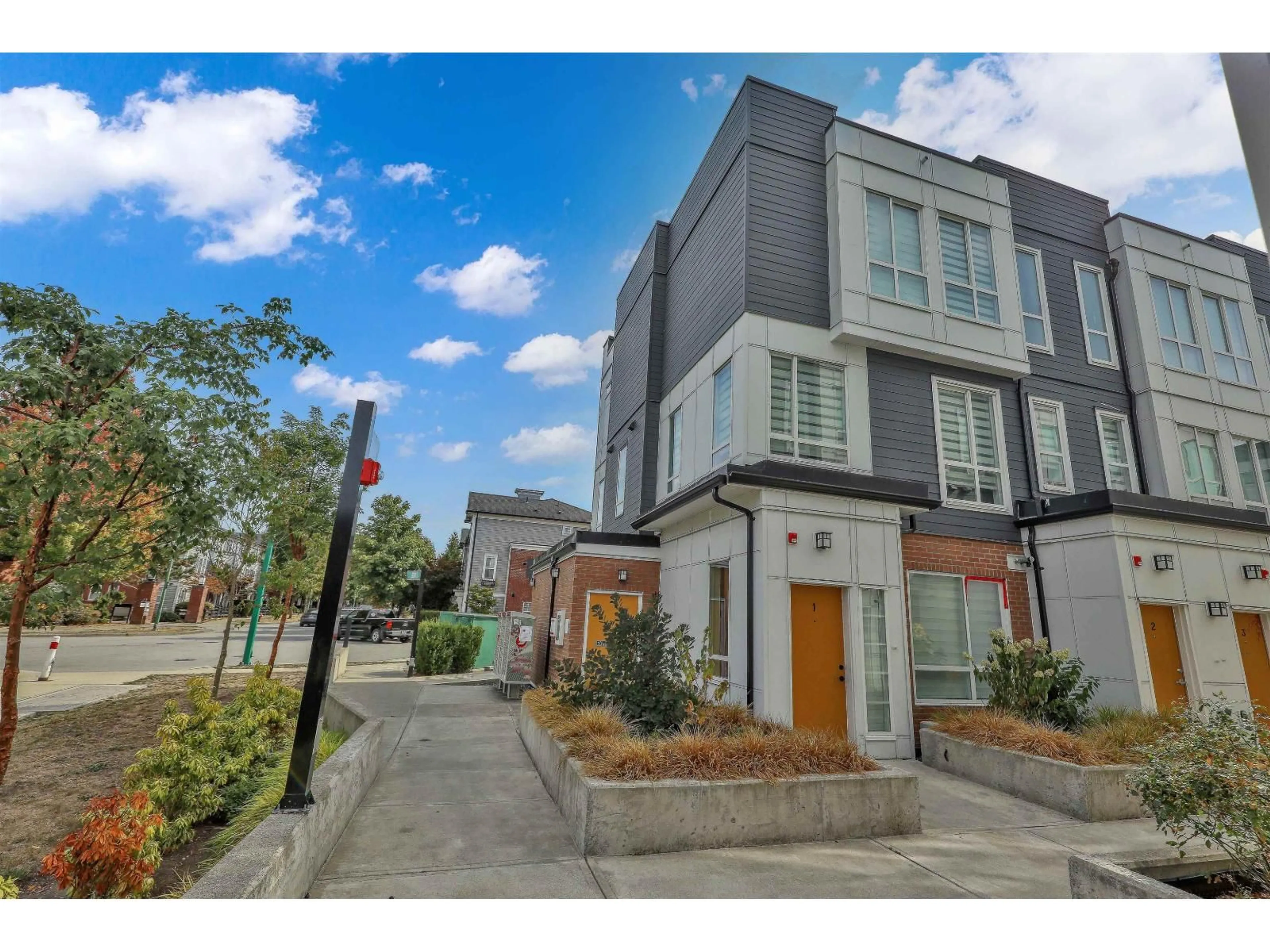 Unknown for 1 - 18850 72A AVENUE, Surrey British Columbia V4N6X2