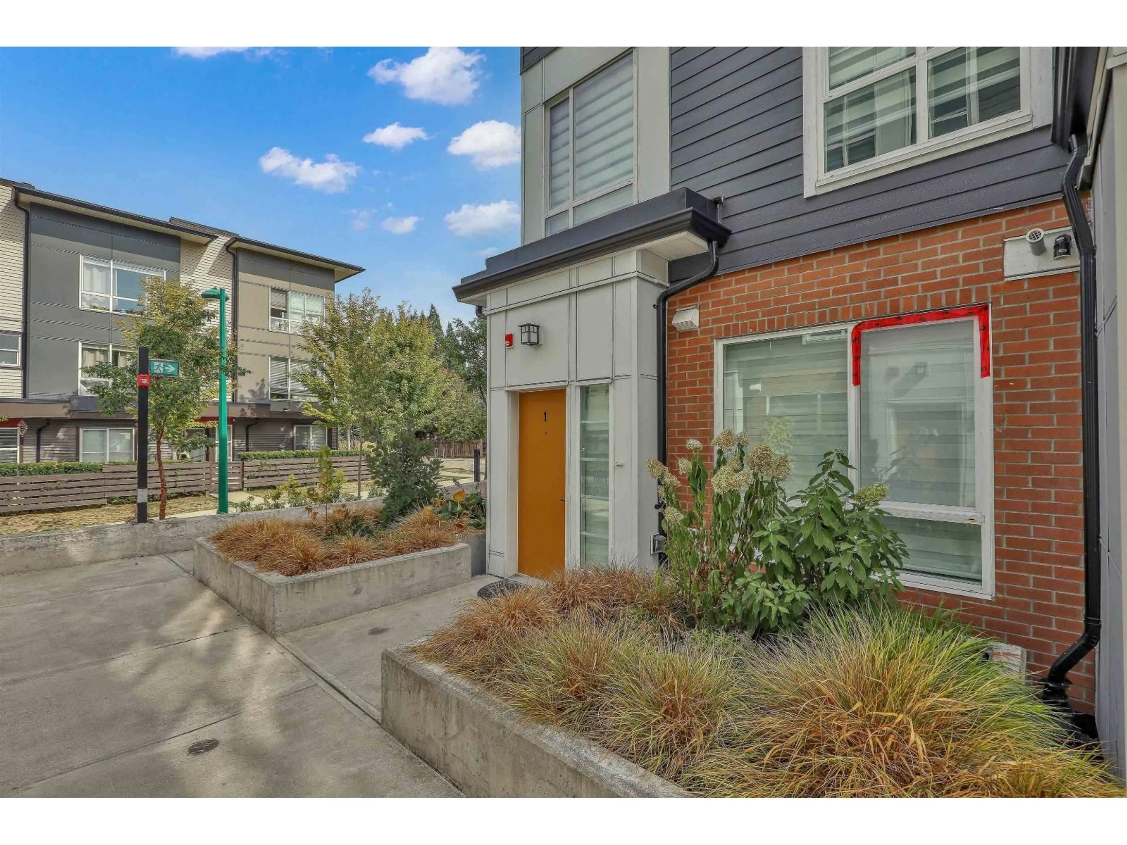 Unknown for 1 - 18850 72A AVENUE, Surrey British Columbia V4N6X2