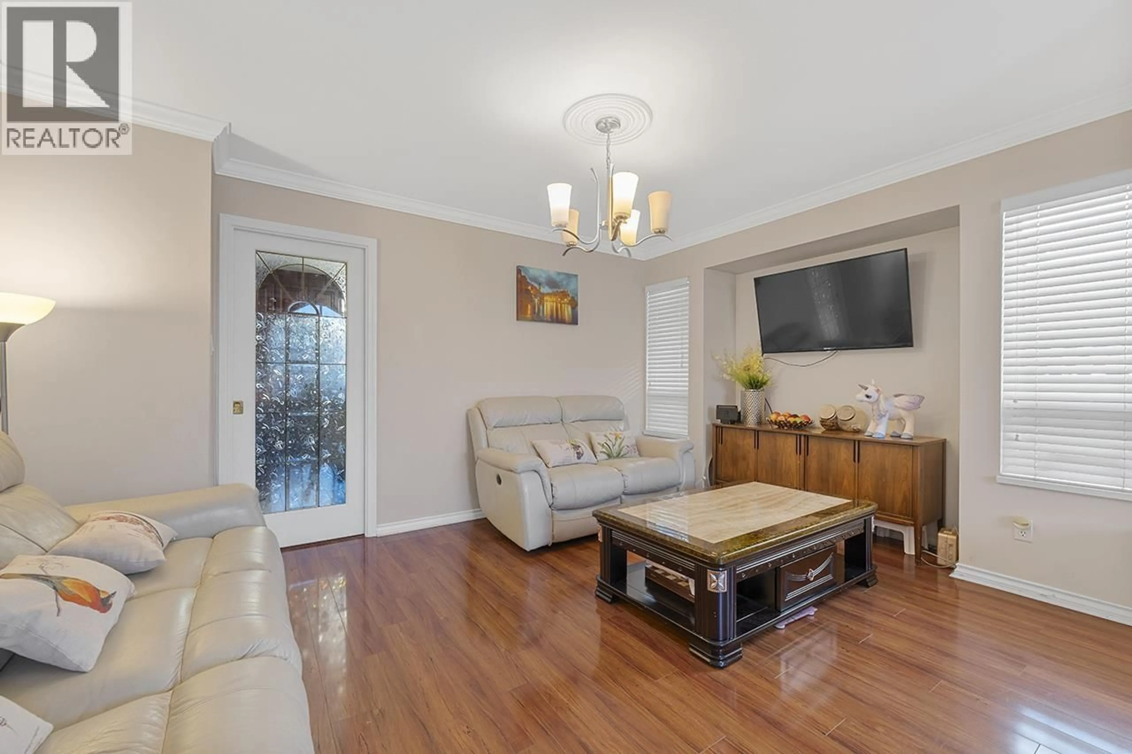 Living room with furniture, unknown for 4131 FISHER DRIVE, Richmond British Columbia V6X3S4