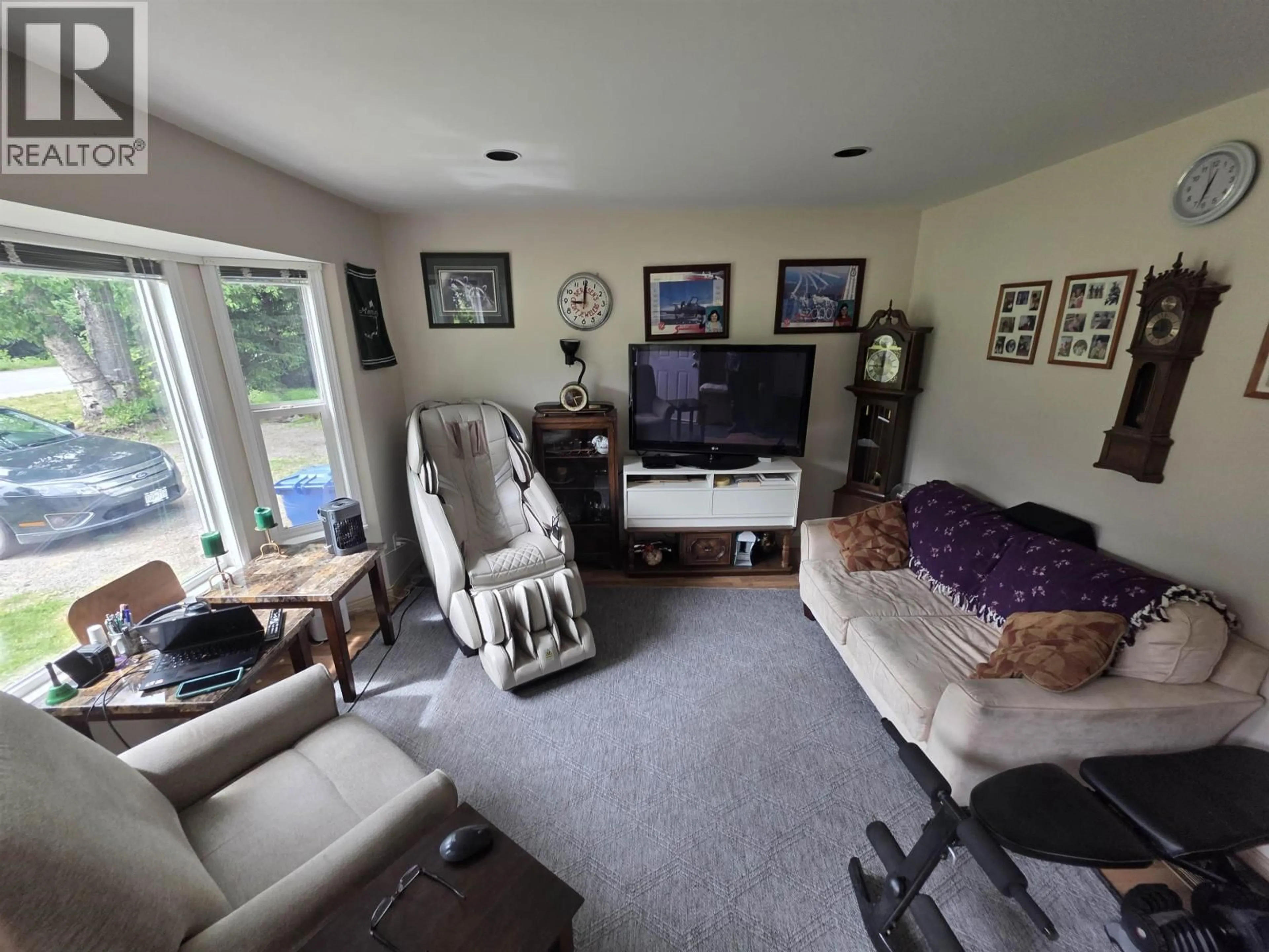Living room with furniture, unknown for 4932 GRAHAM AVENUE, Terrace British Columbia V8G1B2