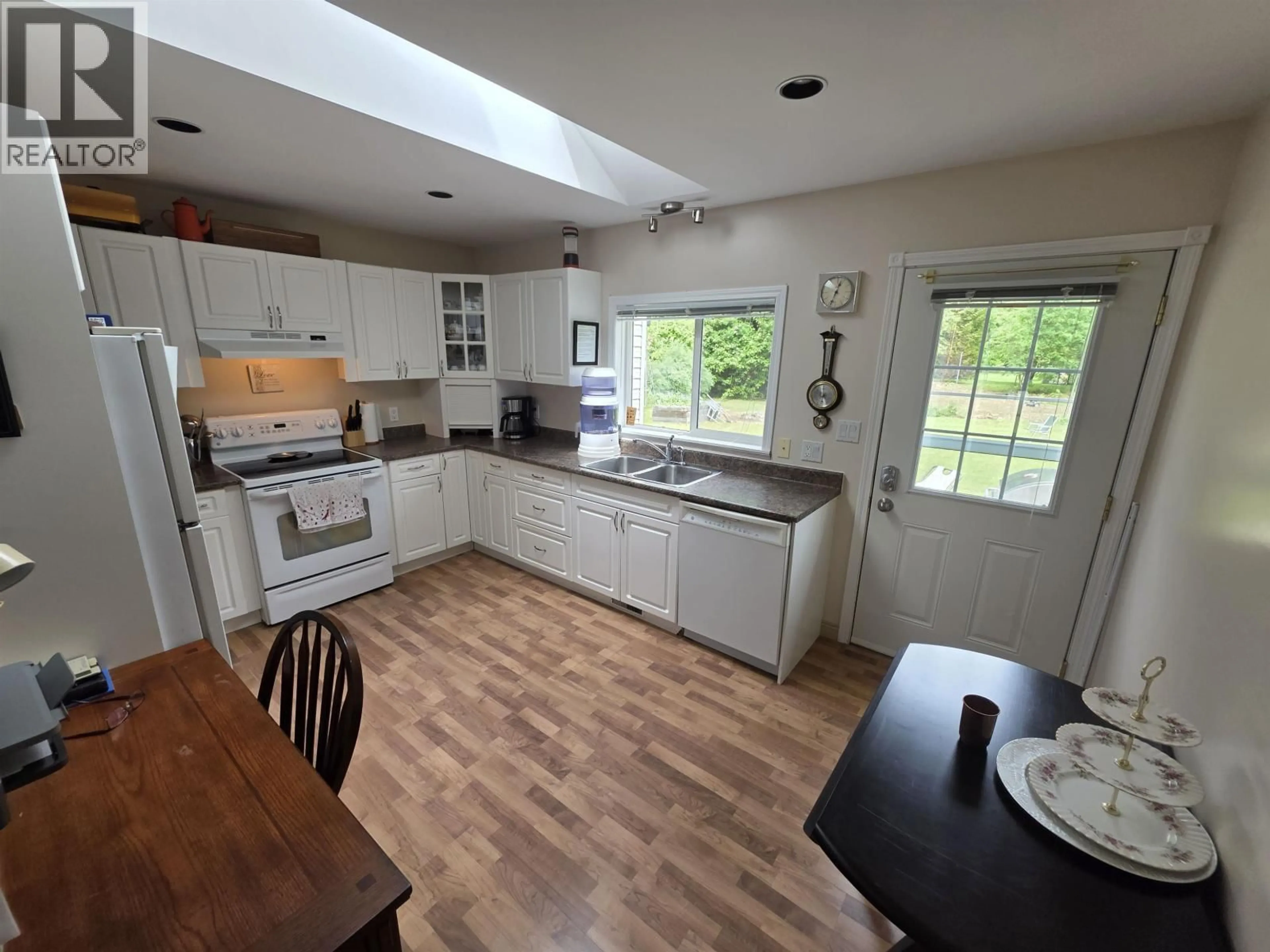 Open concept kitchen, unknown for 4932 GRAHAM AVENUE, Terrace British Columbia V8G1B2