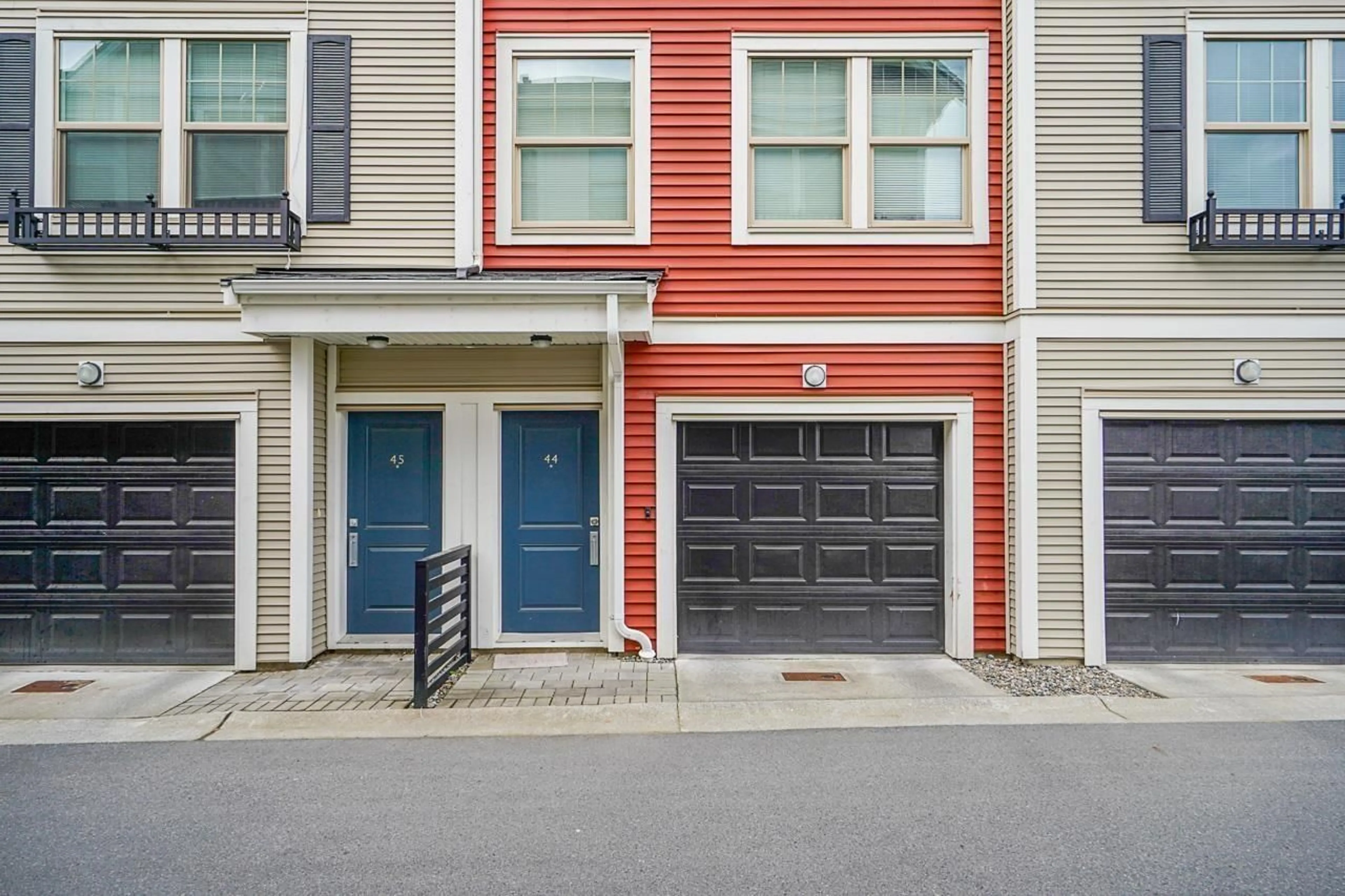 Unknown for 44 - 32633 SIMON AVENUE, Abbotsford British Columbia V2T0G9