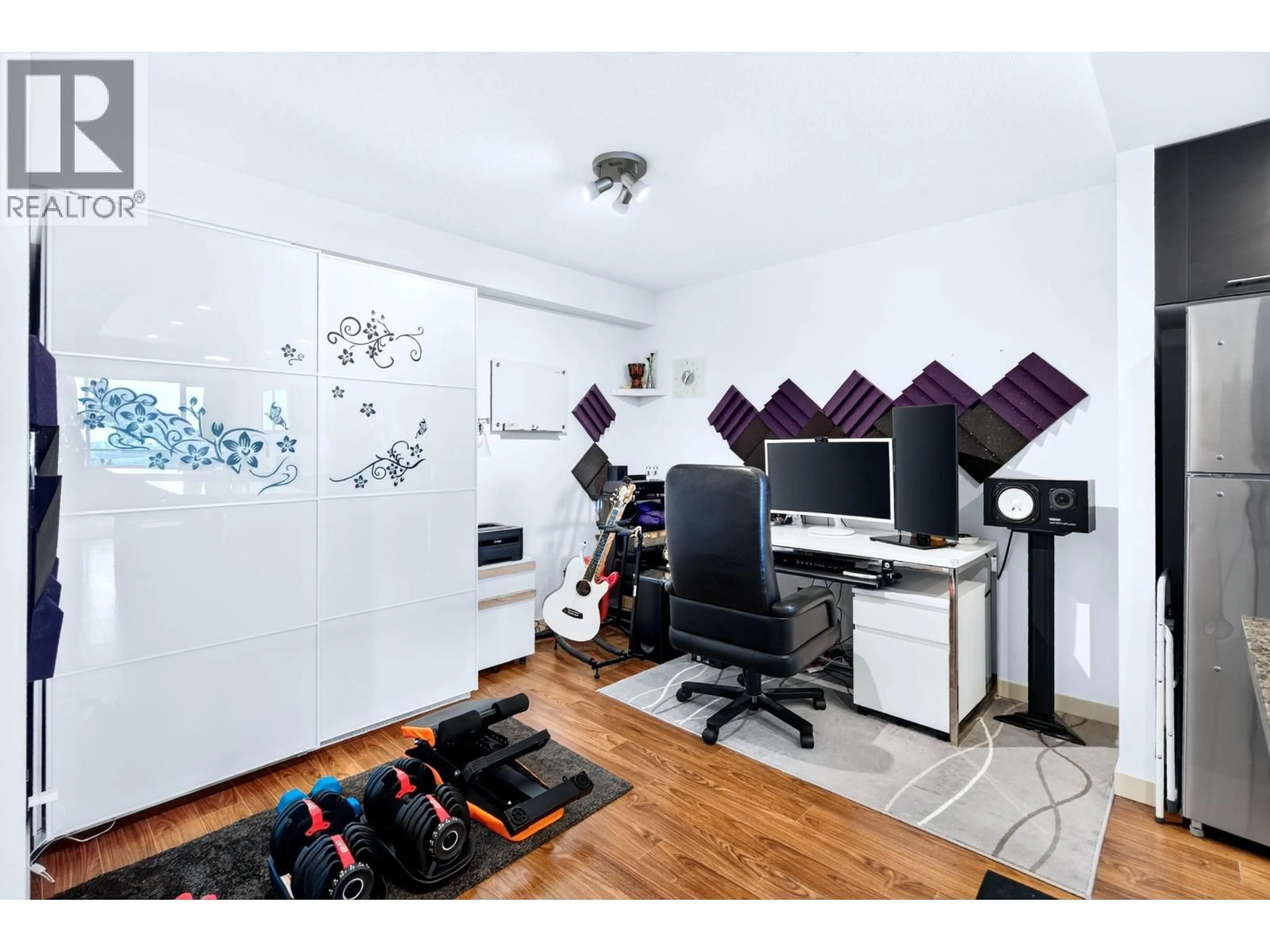 A pic of a room for 1101 - 3111 CORVETTE WAY, Richmond British Columbia V6X4K3