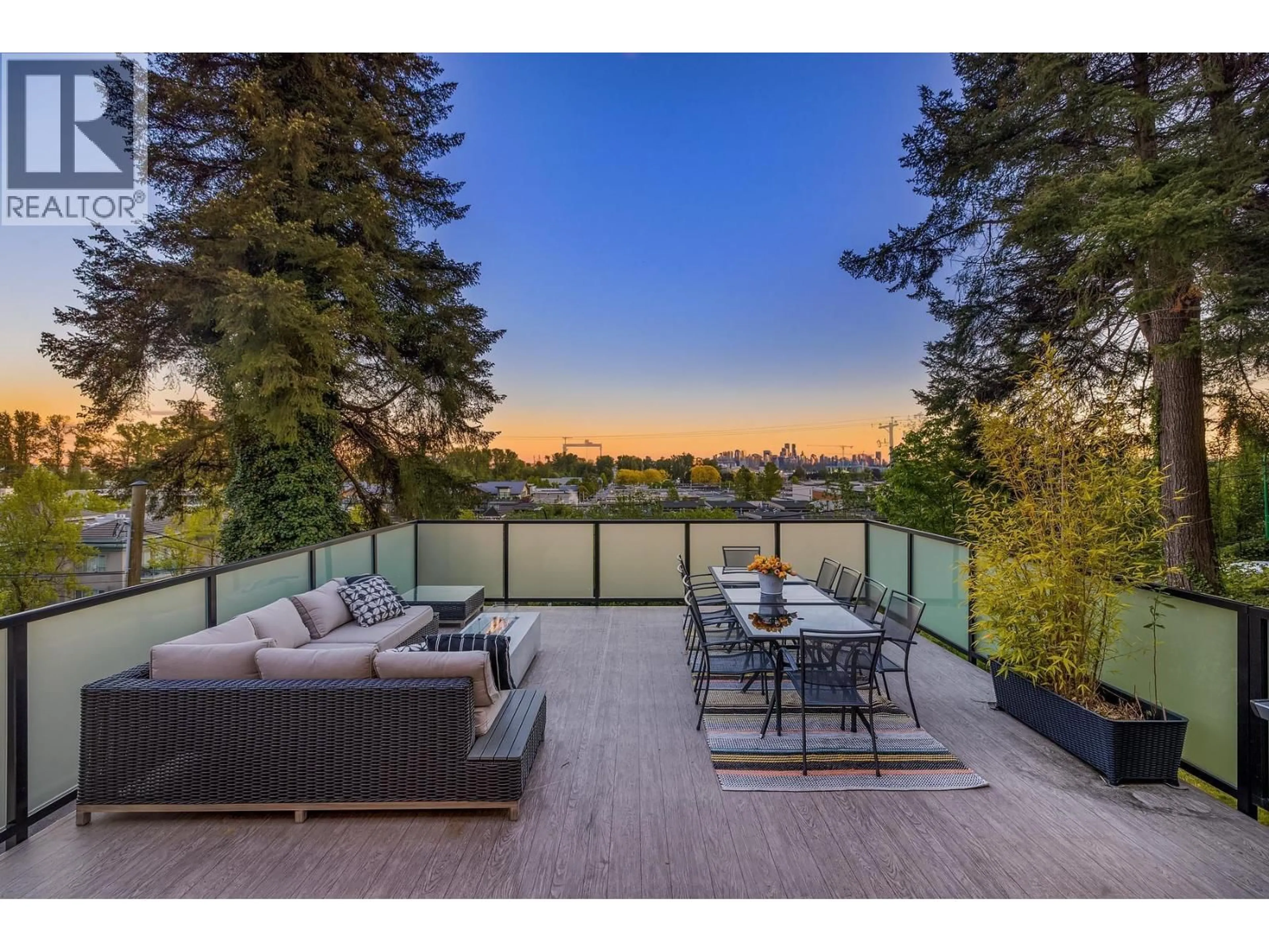 Patio, water/lake/river/ocean view for 1152 17TH STREET, North Vancouver British Columbia V7P1W2