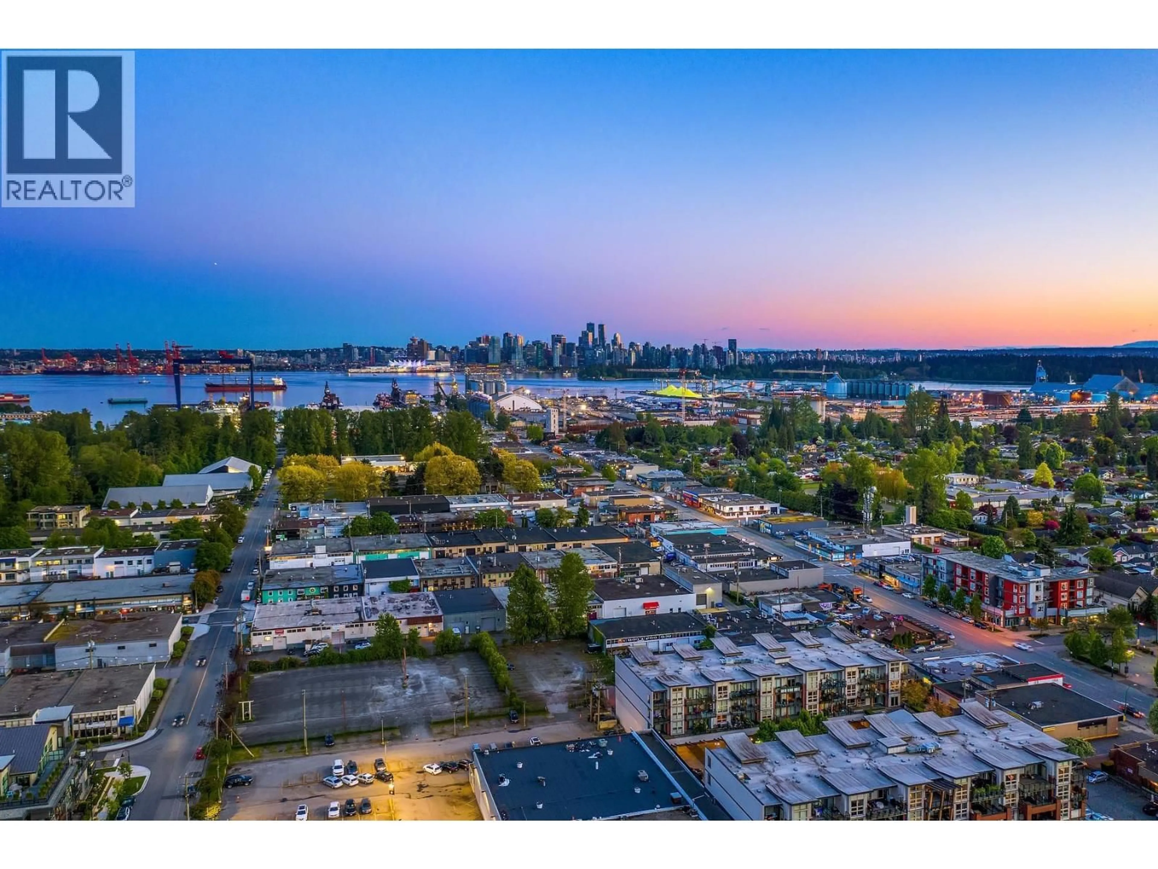 A pic from outside/outdoor area/front of a property/back of a property/a pic from drone, city buildings view from balcony for 1152 17TH STREET, North Vancouver British Columbia V7P1W2