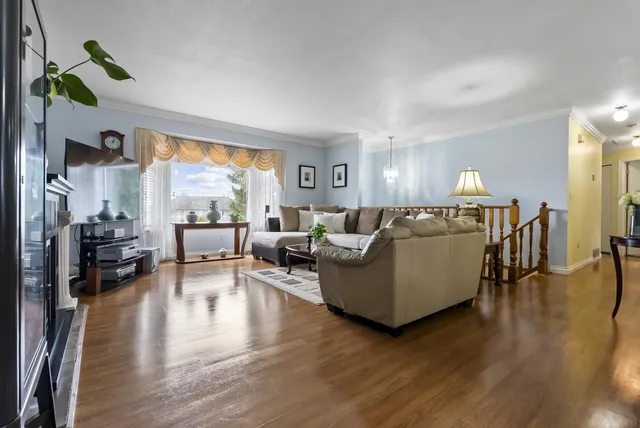 8825 160 STREET, Surrey 5