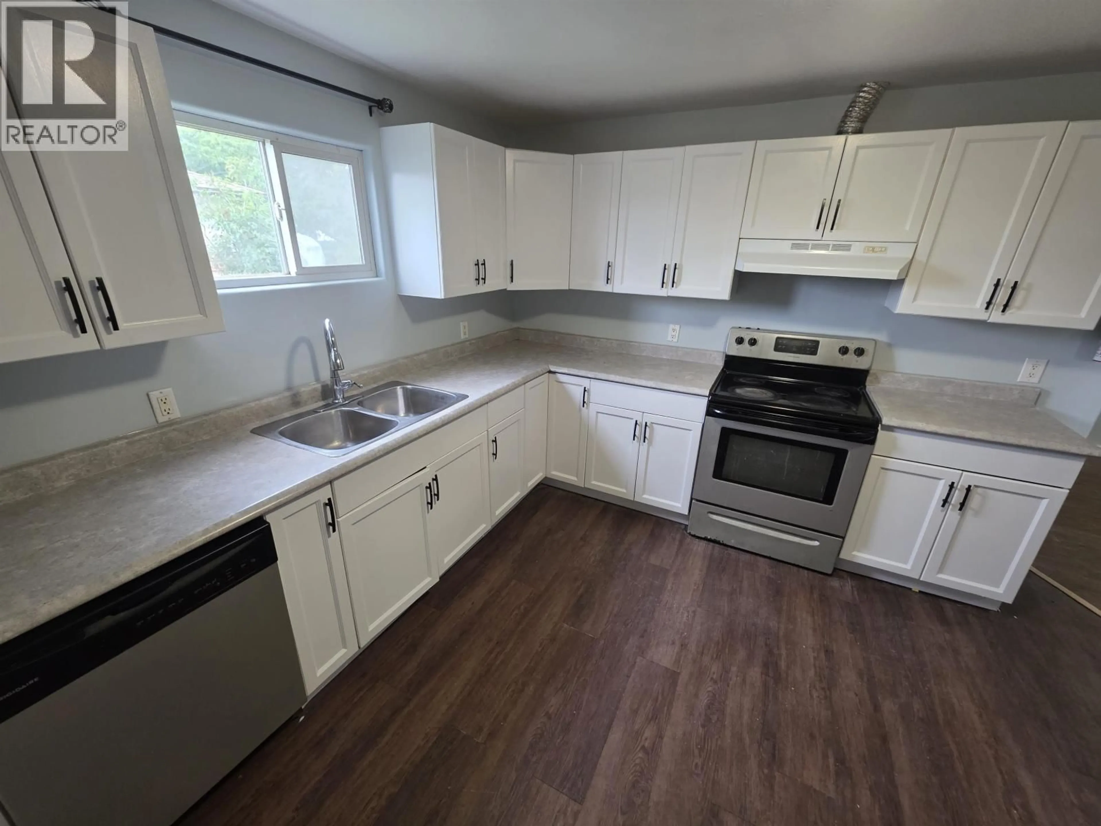 Standard kitchen, unknown for 4626 SCOTT AVENUE, Terrace British Columbia V8G2B2