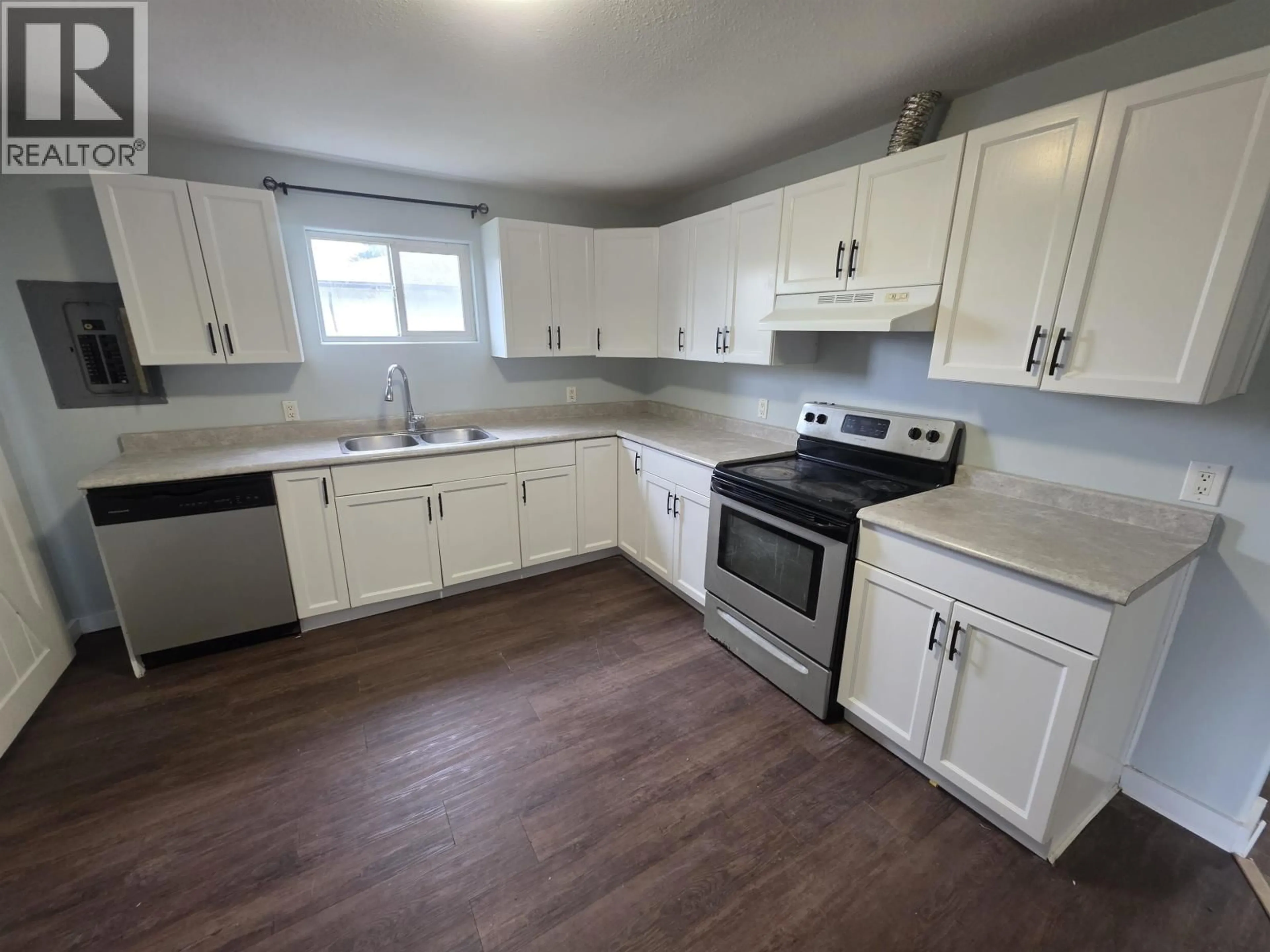 Standard kitchen, unknown for 4626 SCOTT AVENUE, Terrace British Columbia V8G2B2