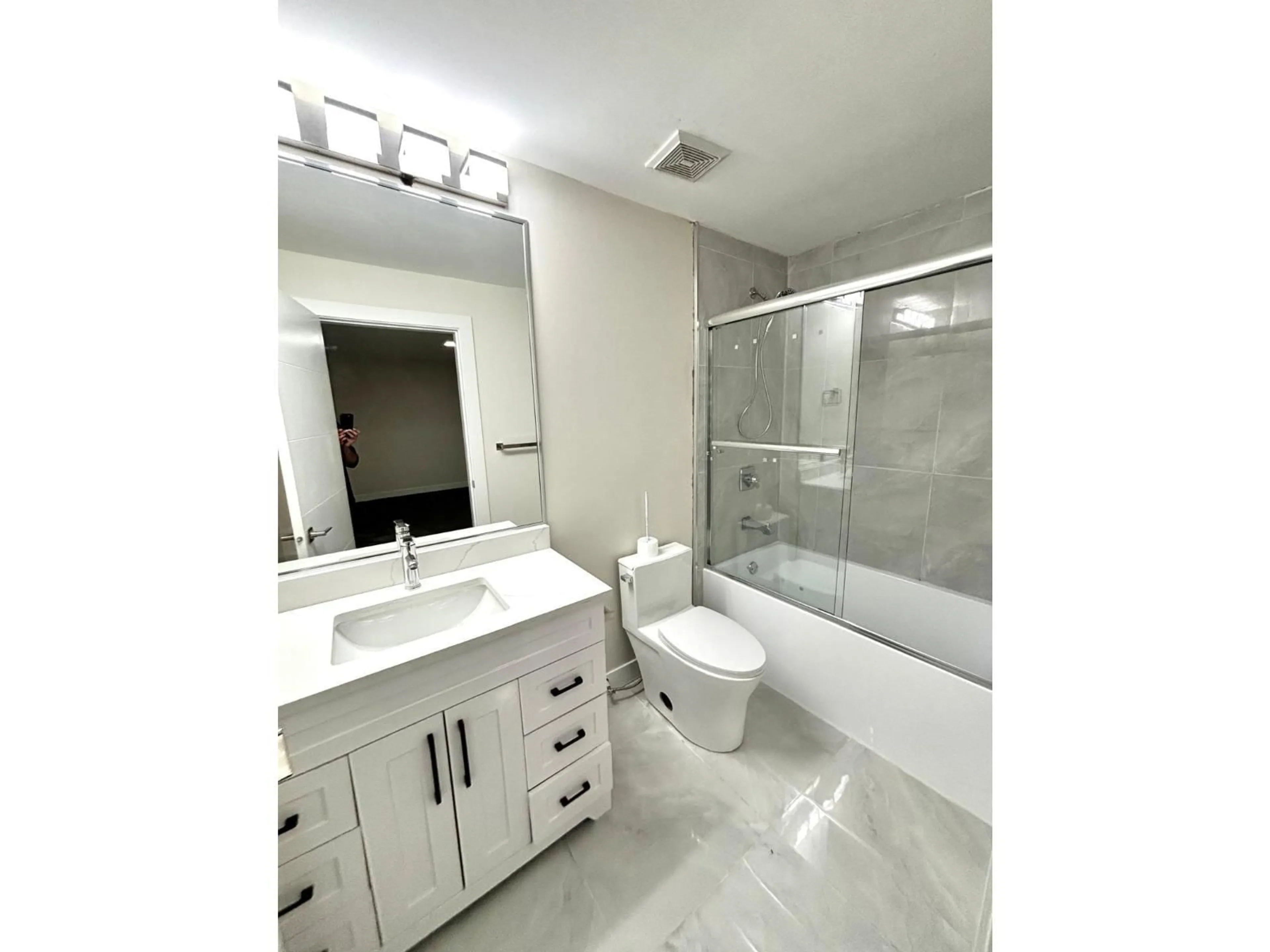 Unknown for 20277 36 AVENUE, Langley British Columbia V3A6A5