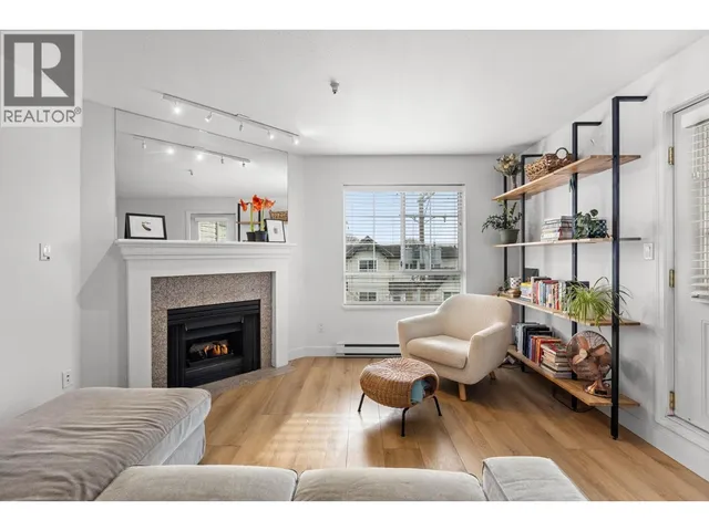 407 - 1950 11TH AVENUE, Vancouver 3