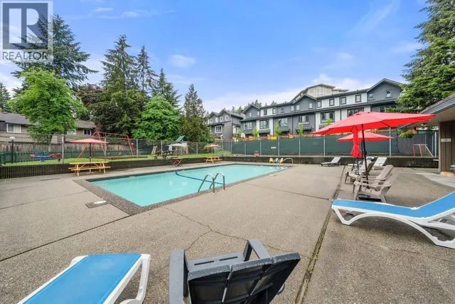 2329 MOUNTAIN HIGHWAY, North Vancouver 4