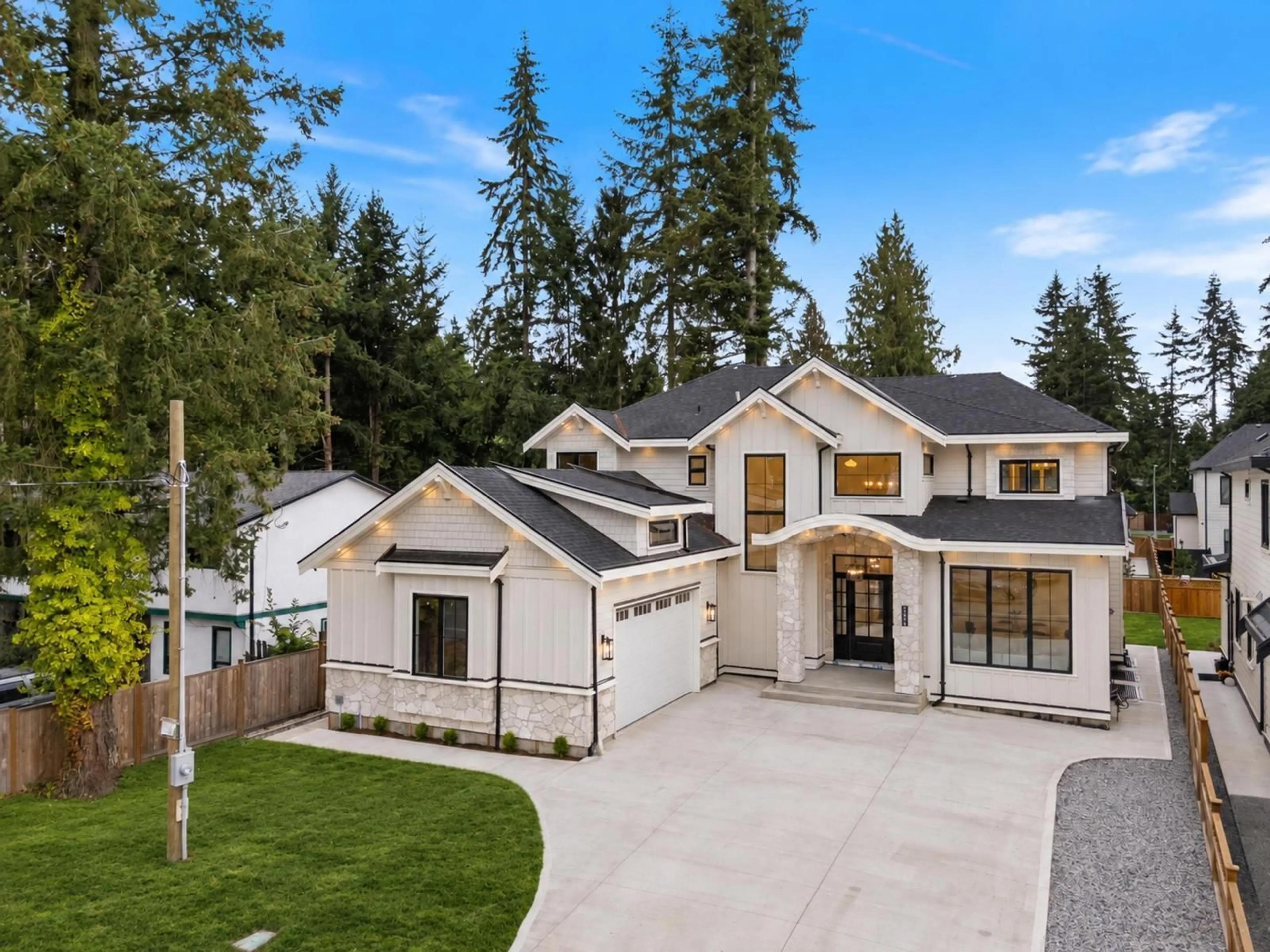 Home with vinyl exterior material, mountain view for 20344 42 AVENUE, Langley British Columbia V3A3A7