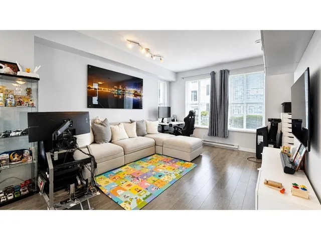 31 - 10735 84 AVENUE, Delta 3