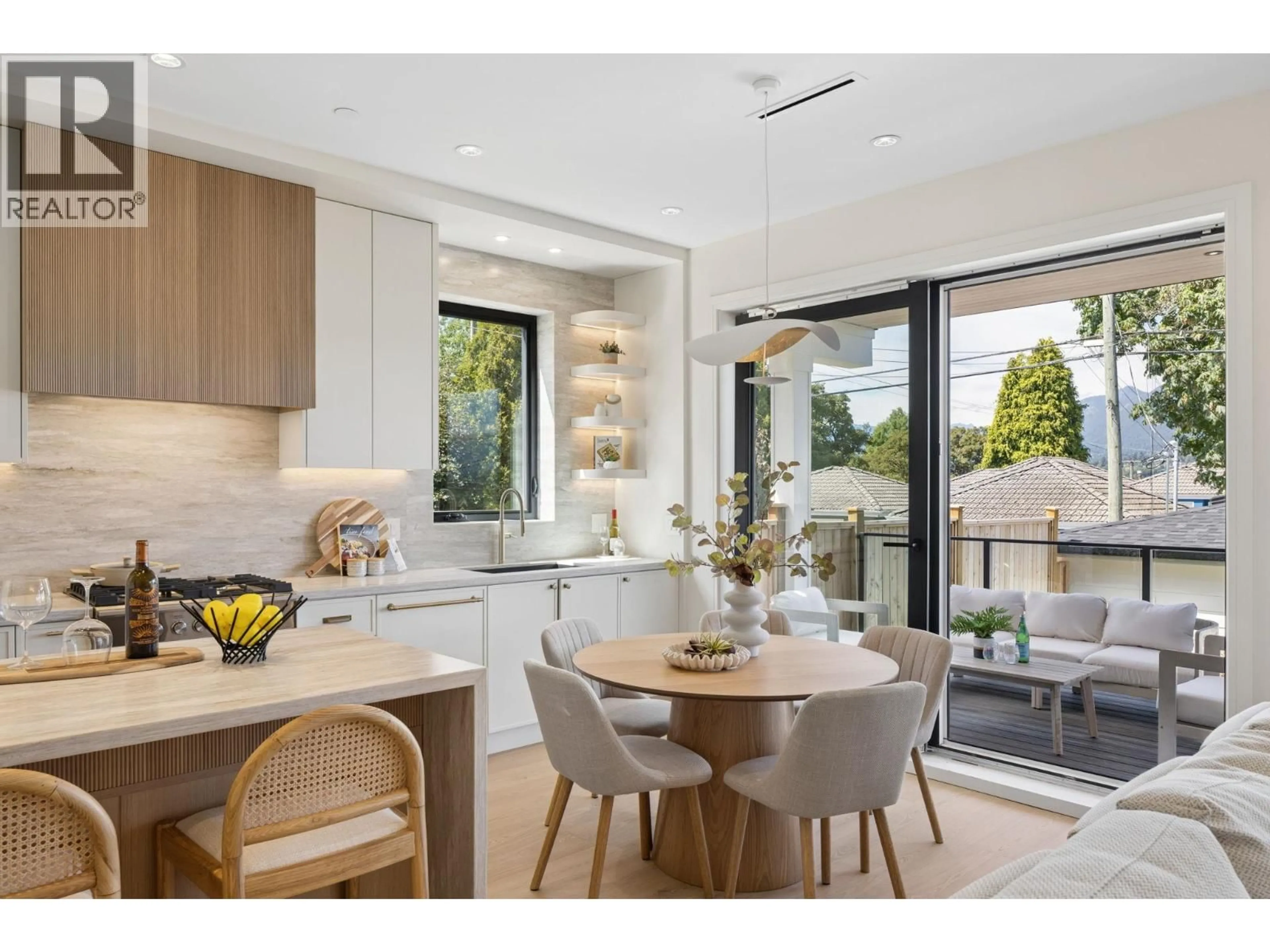 Contemporary kitchen, unknown for 1 - 2815 TRINITY STREET, Vancouver British Columbia V5K1E8