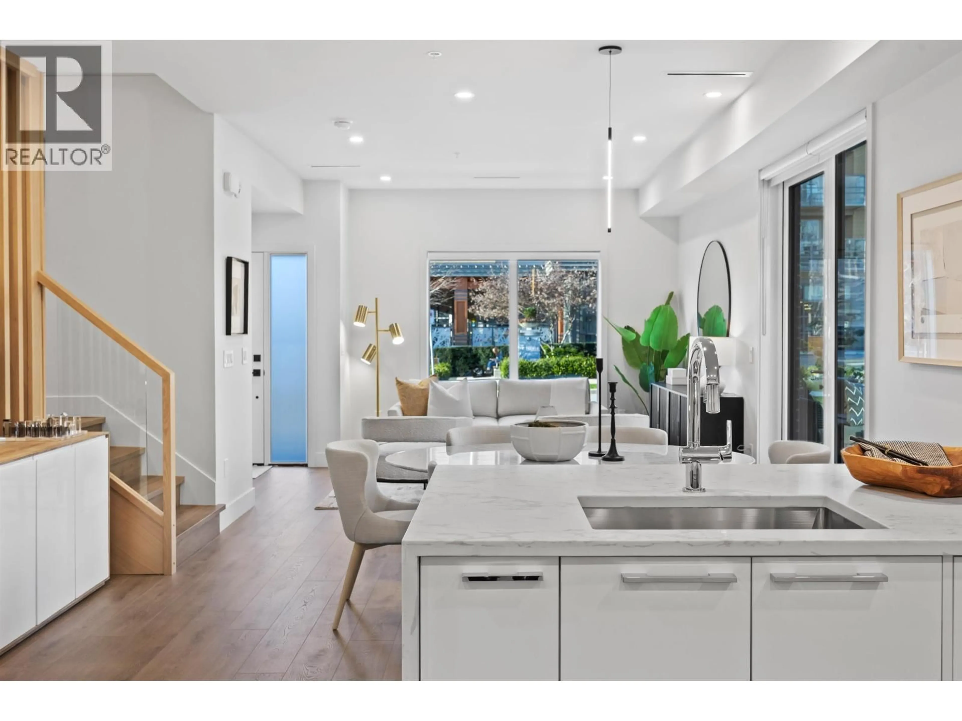 Open concept kitchen, ceramic/tile floor for 3140 WOODBINE DRIVE, North Vancouver British Columbia V0V0V0