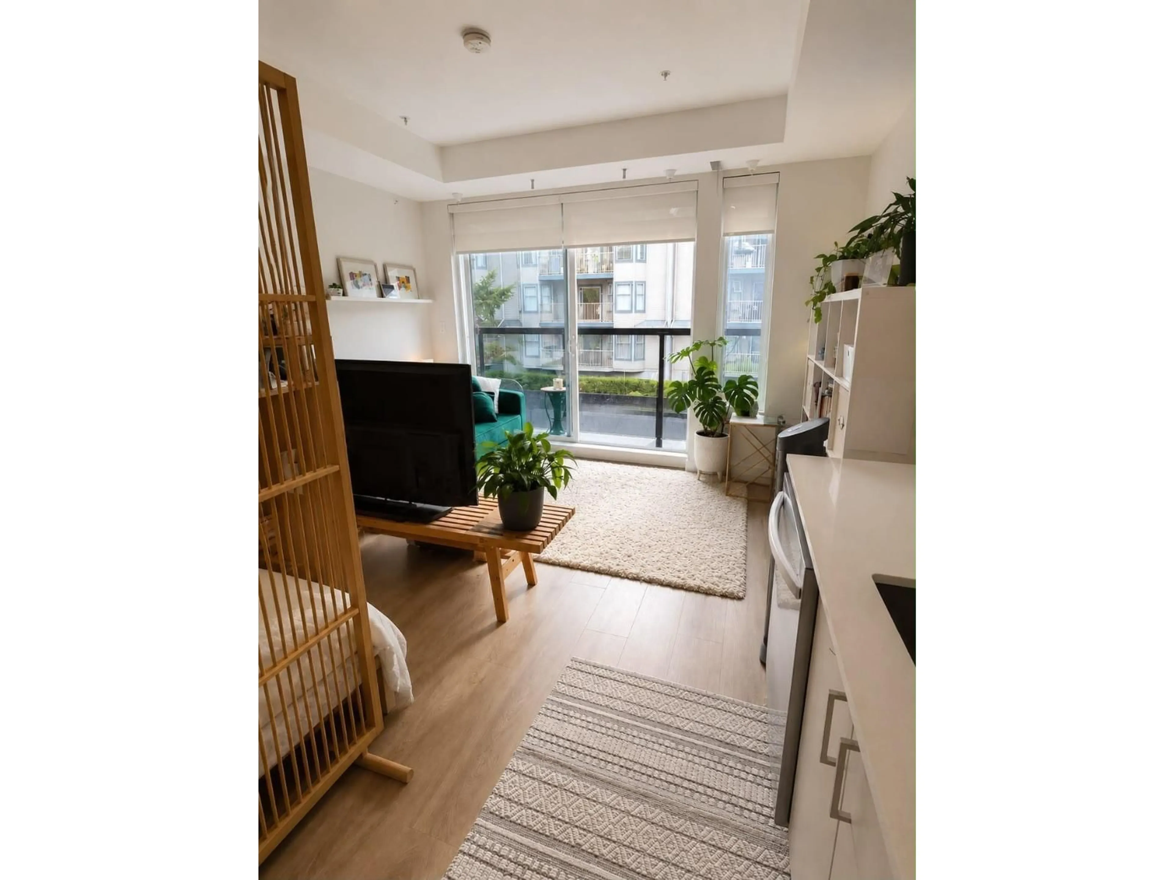 Indoor entryway for E405 - 13858 108 AVENUE, Surrey British Columbia V3T0T8