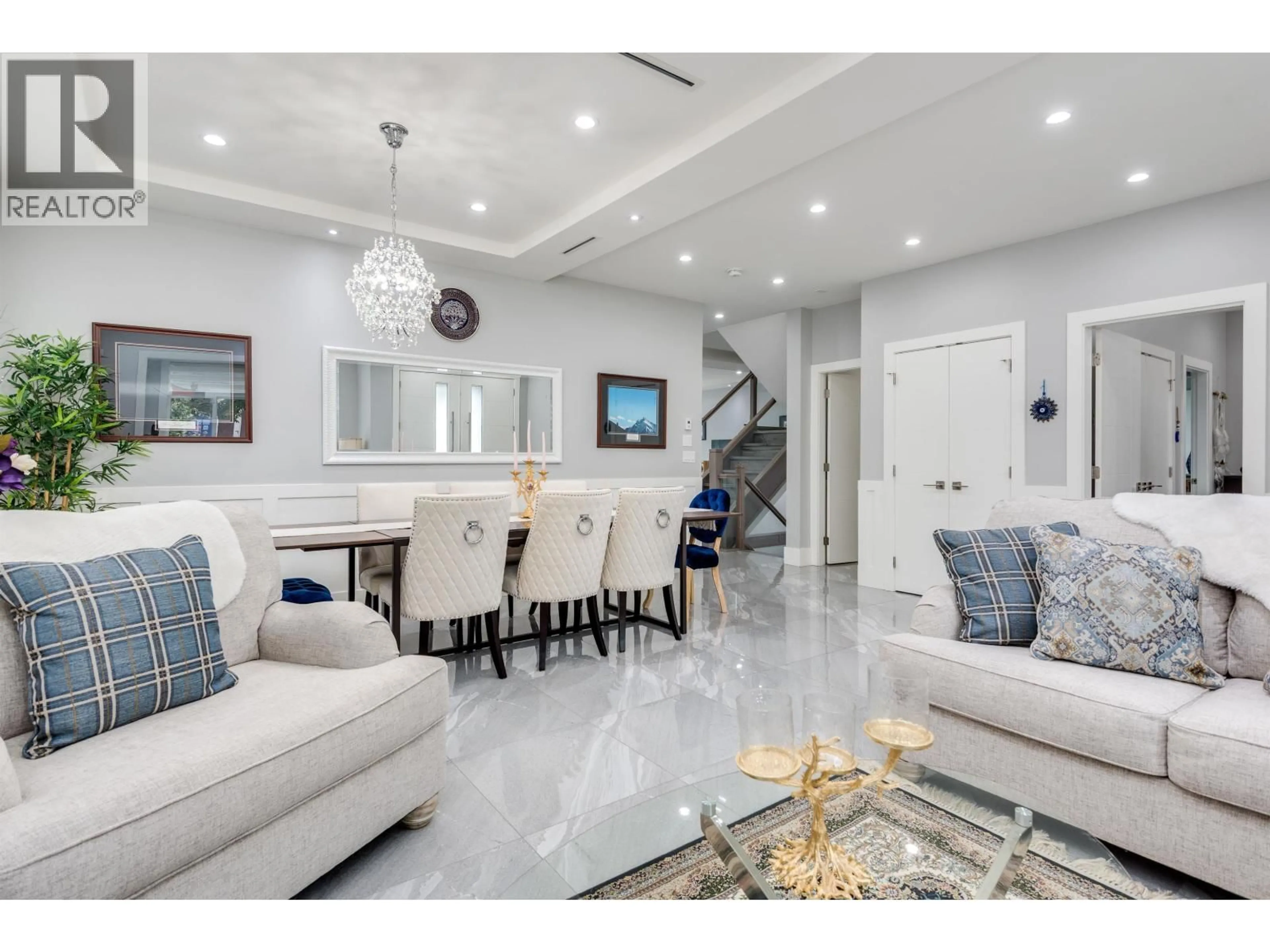 Living room with furniture, ceramic/tile floor for 2206 LONDON STREET, New Westminster British Columbia V3M3G2