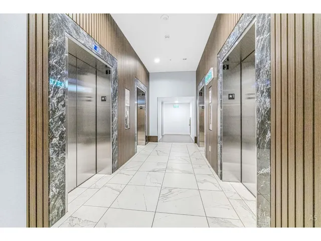 913 - 13350 CENTRAL AVENUE, Surrey 4