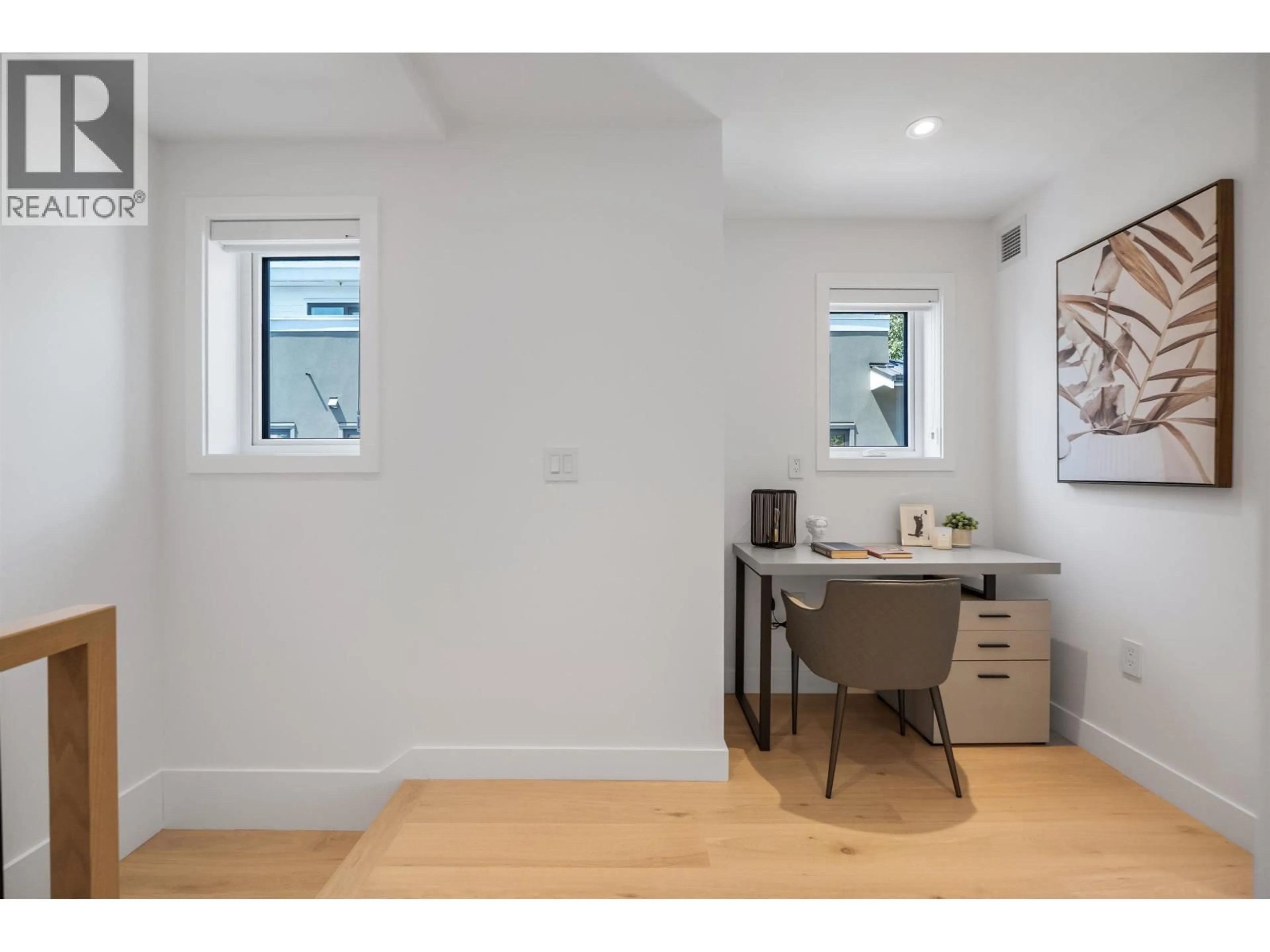 A pic of a room for 6815 OAK STREET, Vancouver British Columbia V6P1H5