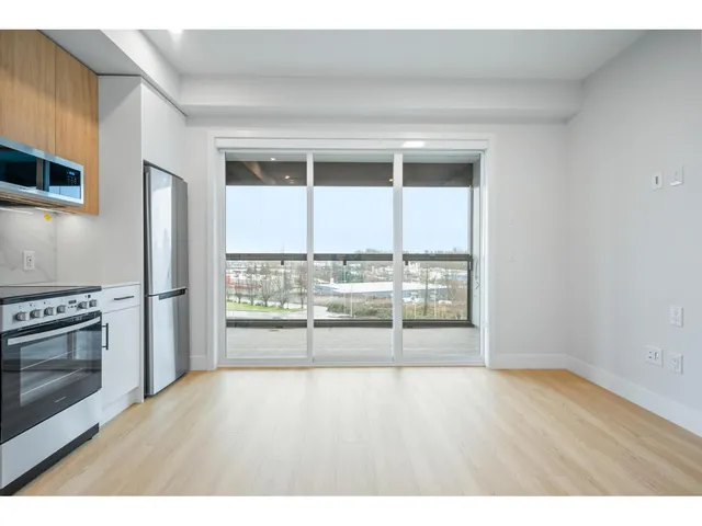 208 - 34385 GLADYS AVENUE, Abbotsford 4