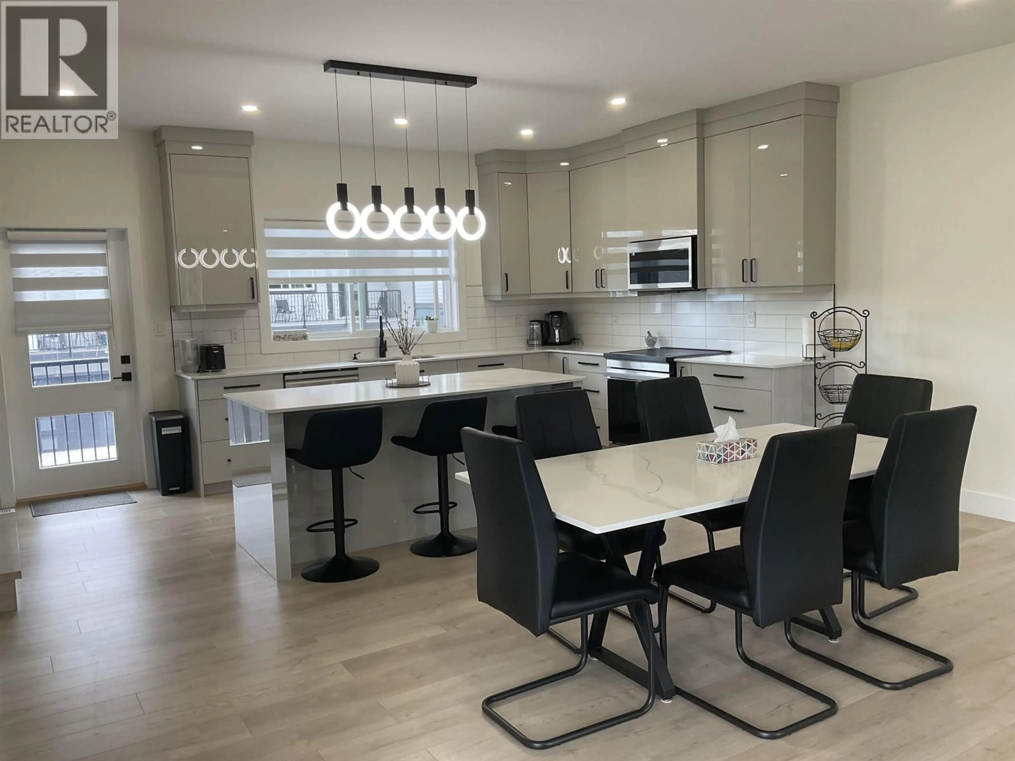 Open concept kitchen, ceramic/tile floor for 101 - 2395 ROWE STREET, Prince George British Columbia V2N0K5