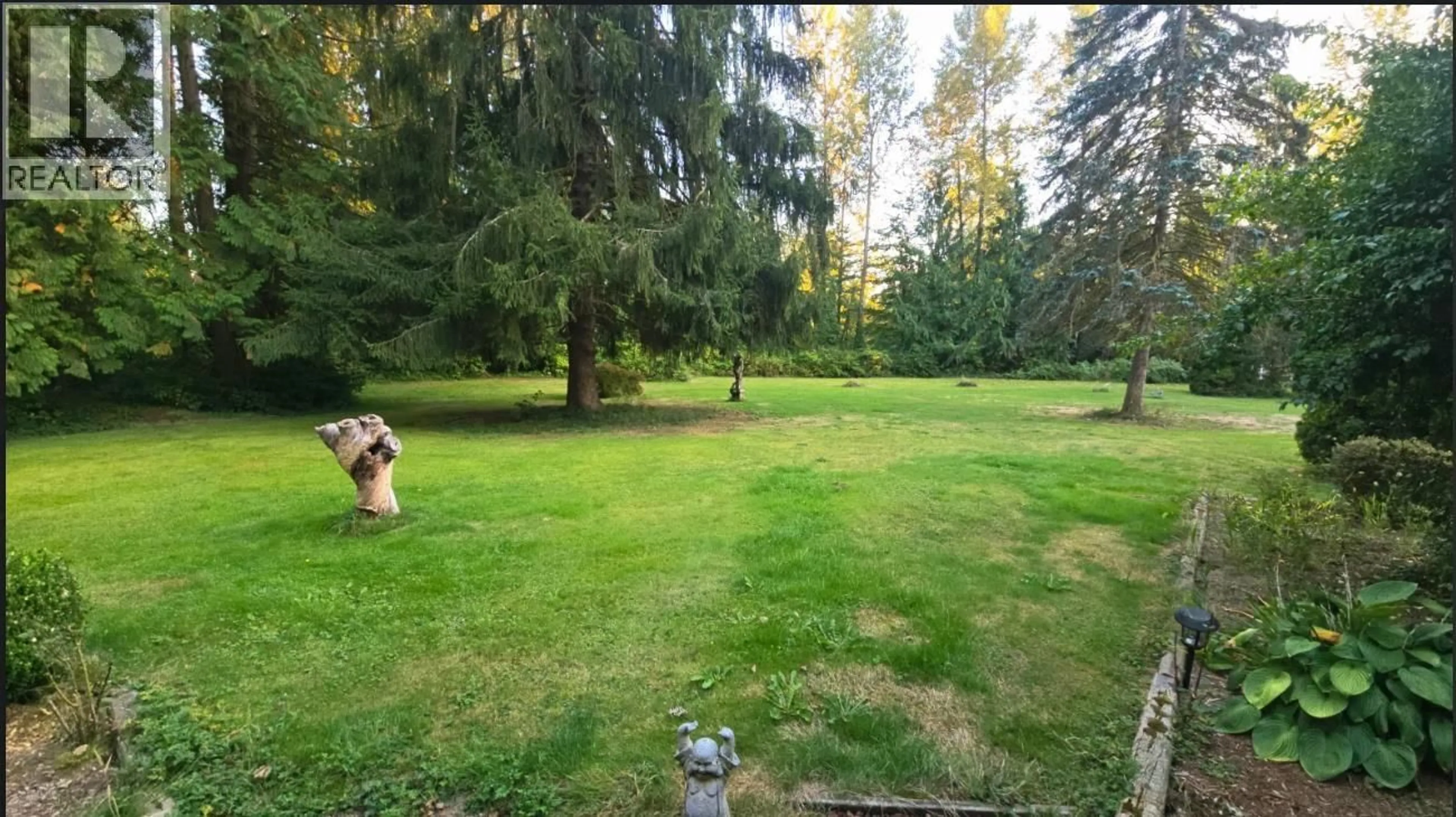 A pic from outside/outdoor area/front of a property/back of a property/a pic from drone, forest/trees view for 12406 254 STREET, Maple Ridge British Columbia V4R1V2