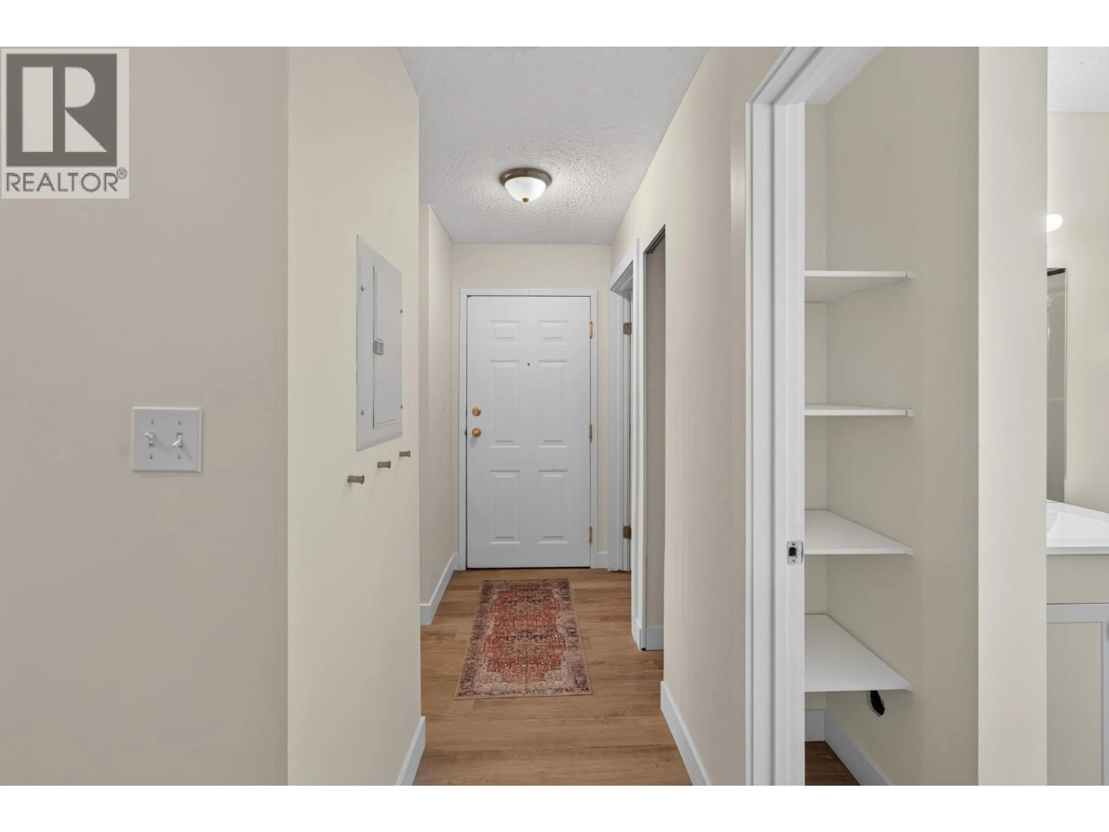 Indoor entryway for 109 - 8507 86 STREET, Fort St. John British Columbia V1J0E4