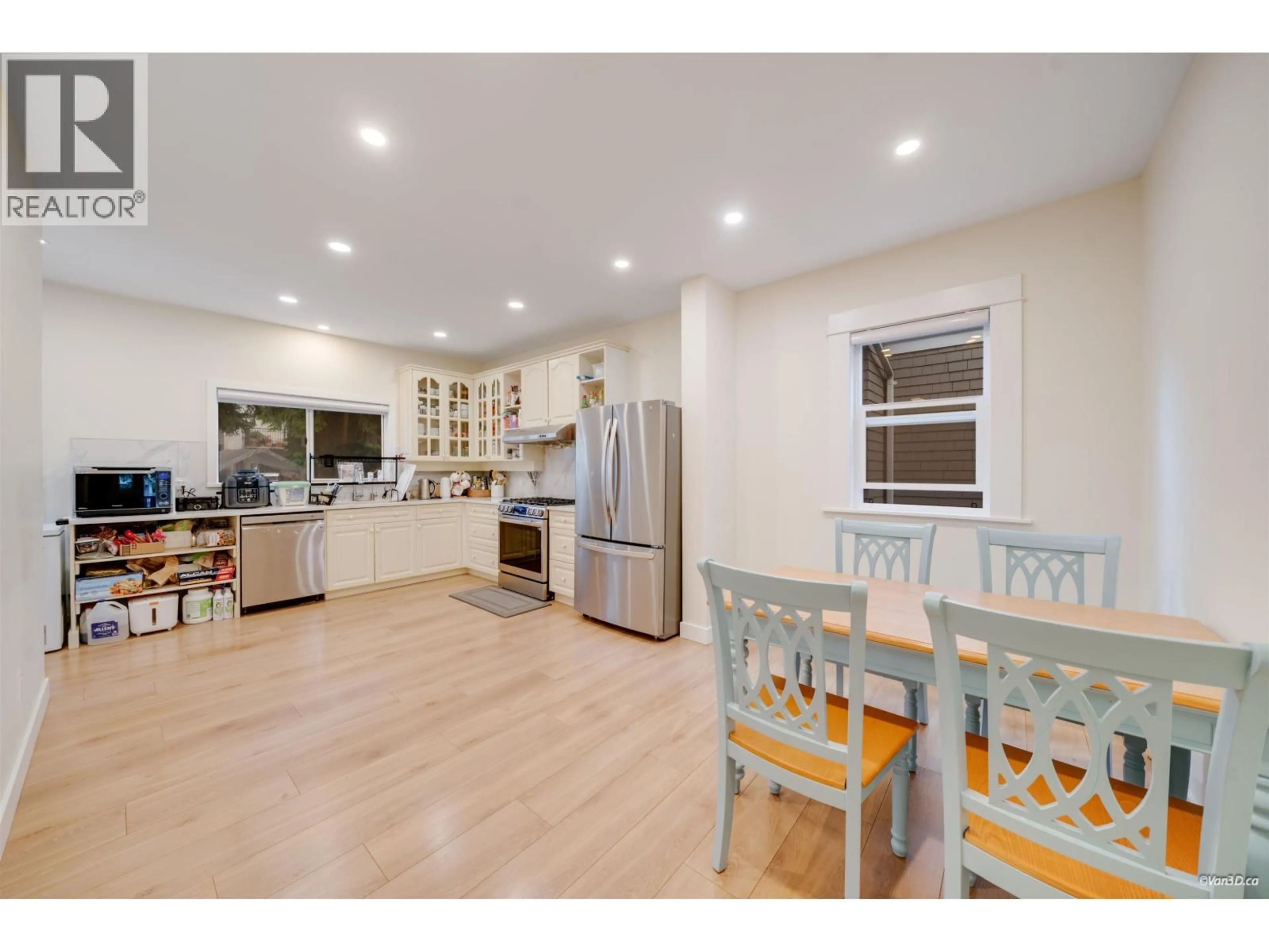 Open concept kitchen, unknown for 2343 45TH AVENUE, Vancouver British Columbia V6M2J5