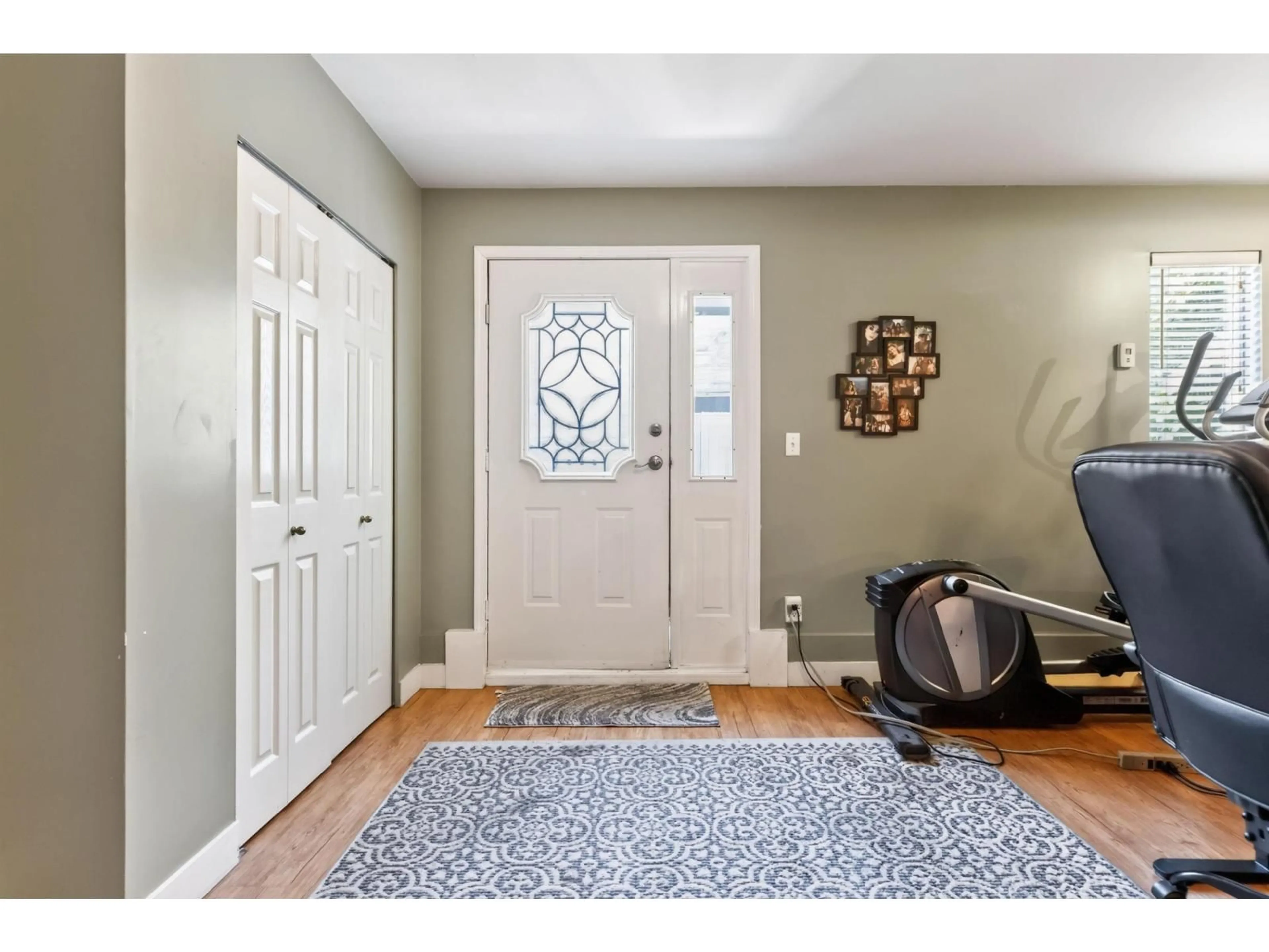 Indoor entryway for 1 - 808 RAMONA PLACE, Harrison Hot Springs British Columbia V0M1K0