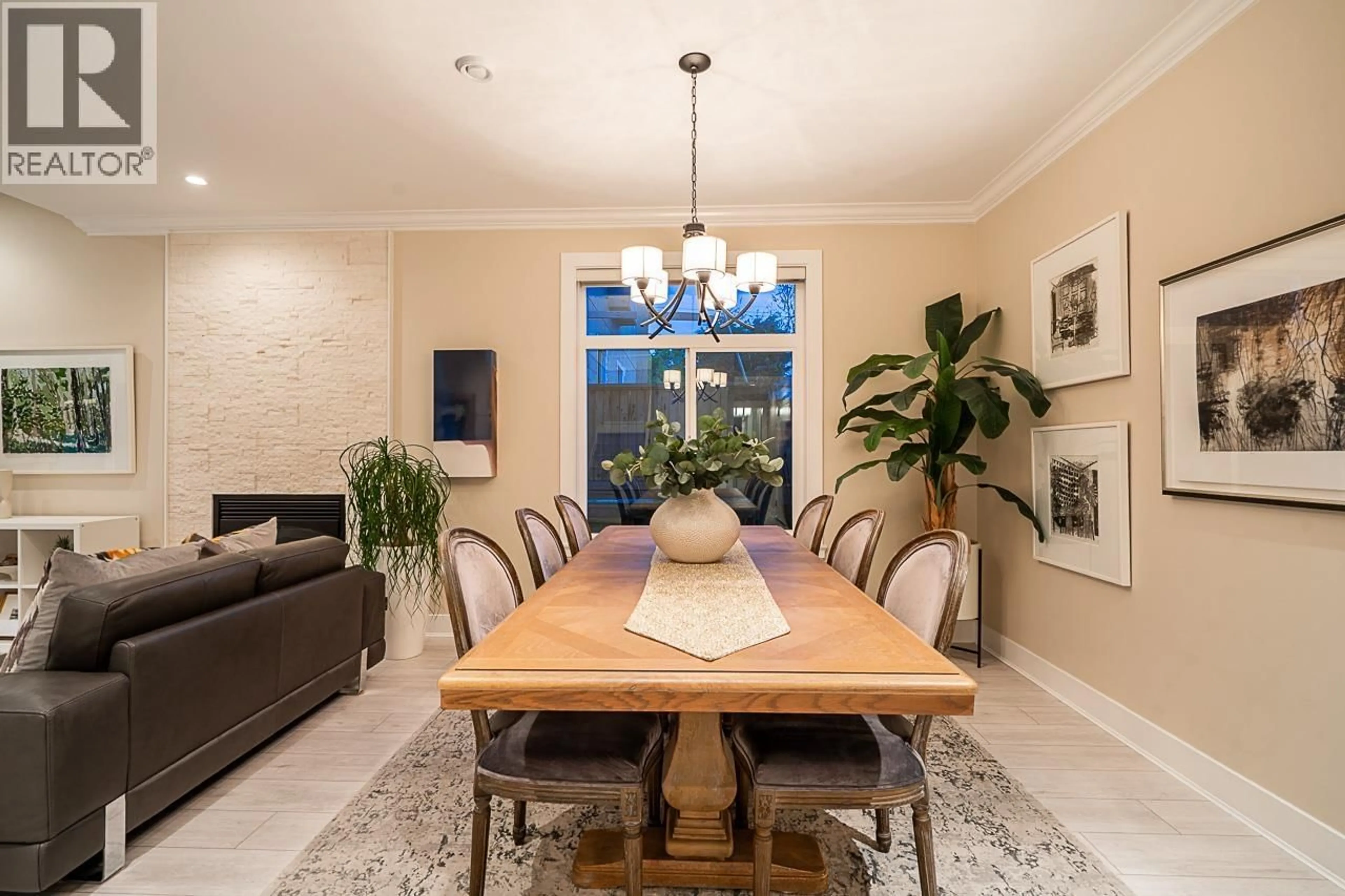 Dining room, ceramic/tile floor for 4591 GRASSMERE STREET, Burnaby British Columbia V5G2N8
