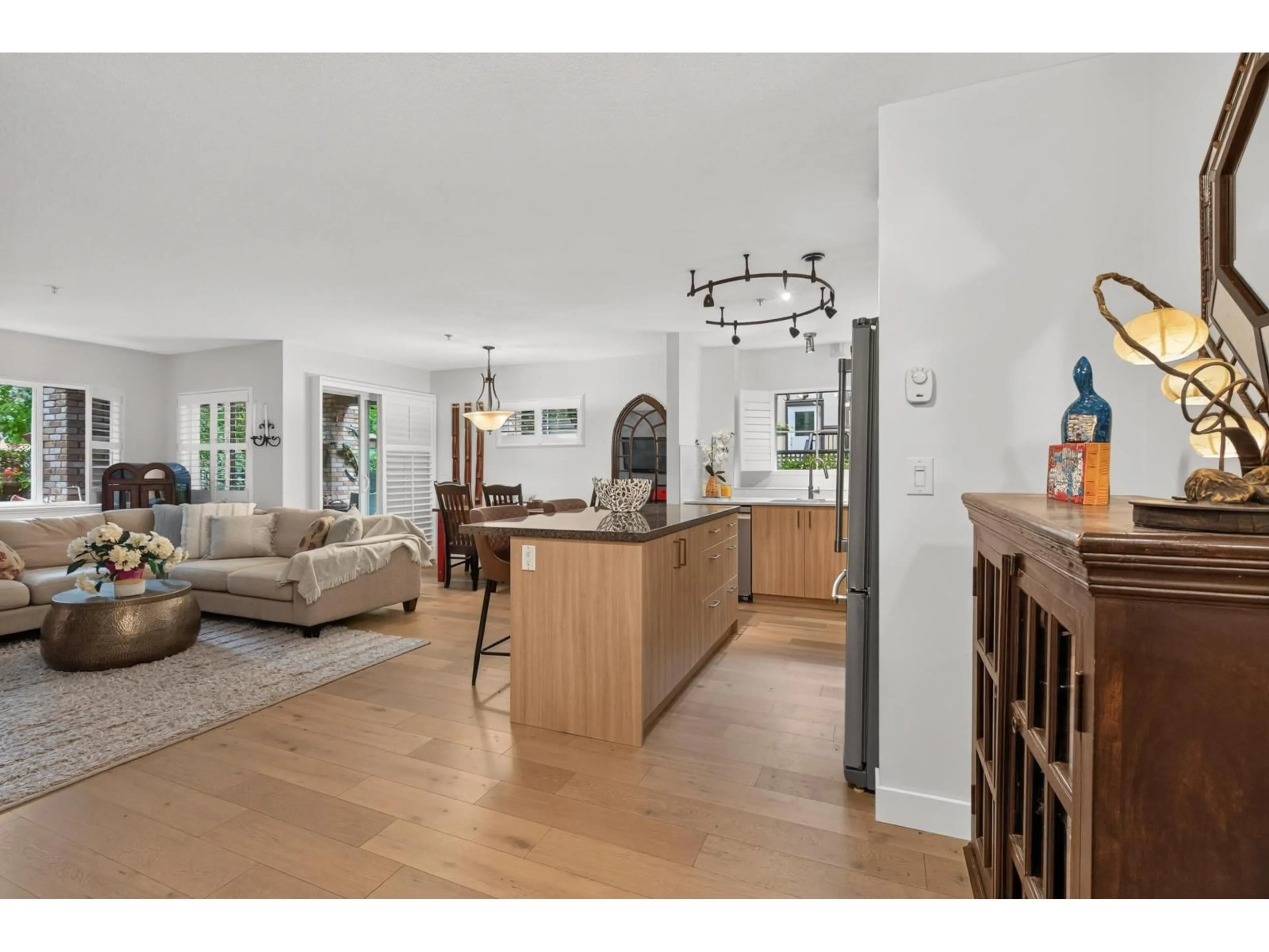 Open concept kitchen, unknown for 209 - 8717 160 STREET, Surrey British Columbia V4N5X7